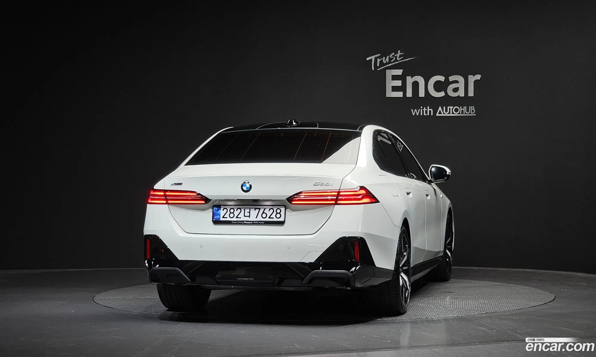 BMW 5 Series 2025 — 29