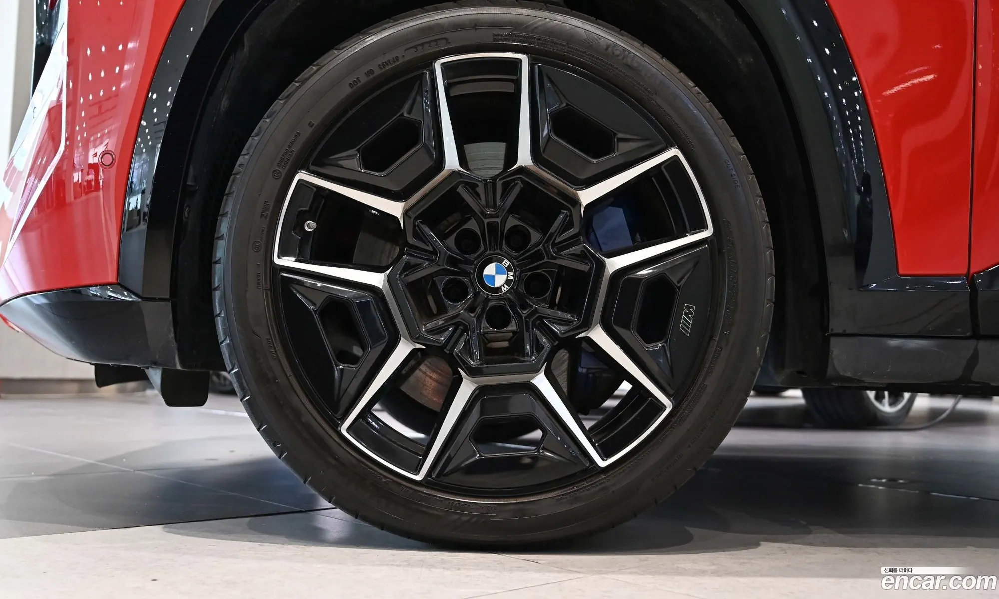 BMW XM 2023 — 10
