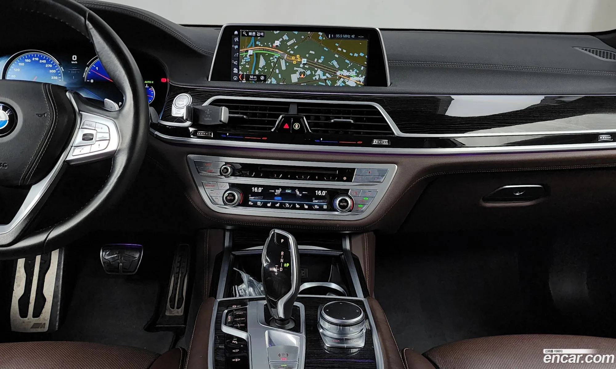 BMW 7 Series 2017 — 12