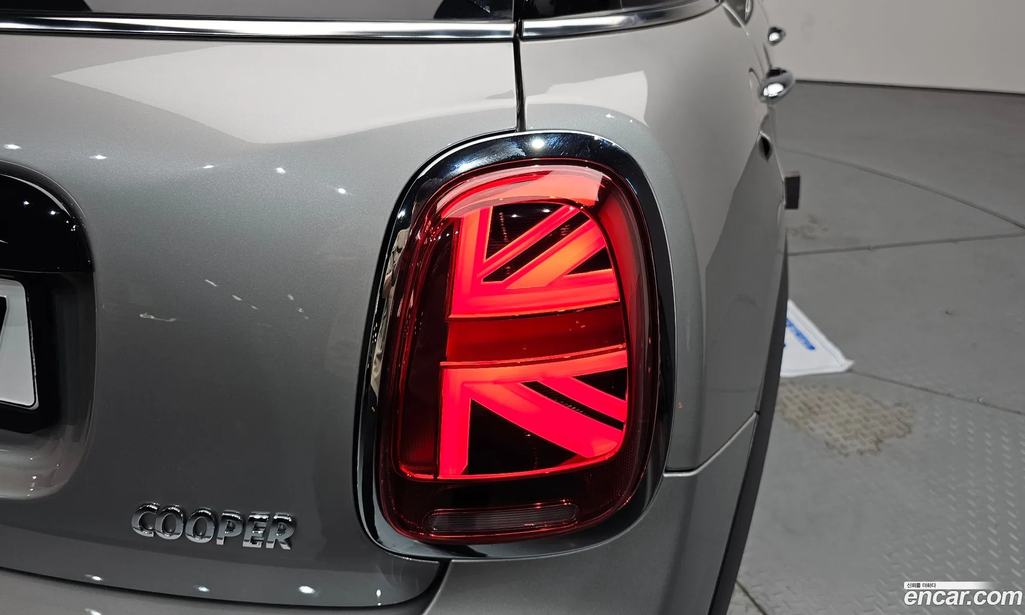 Mini Cooper 2024 WMW41DK09R2V32297 — 13