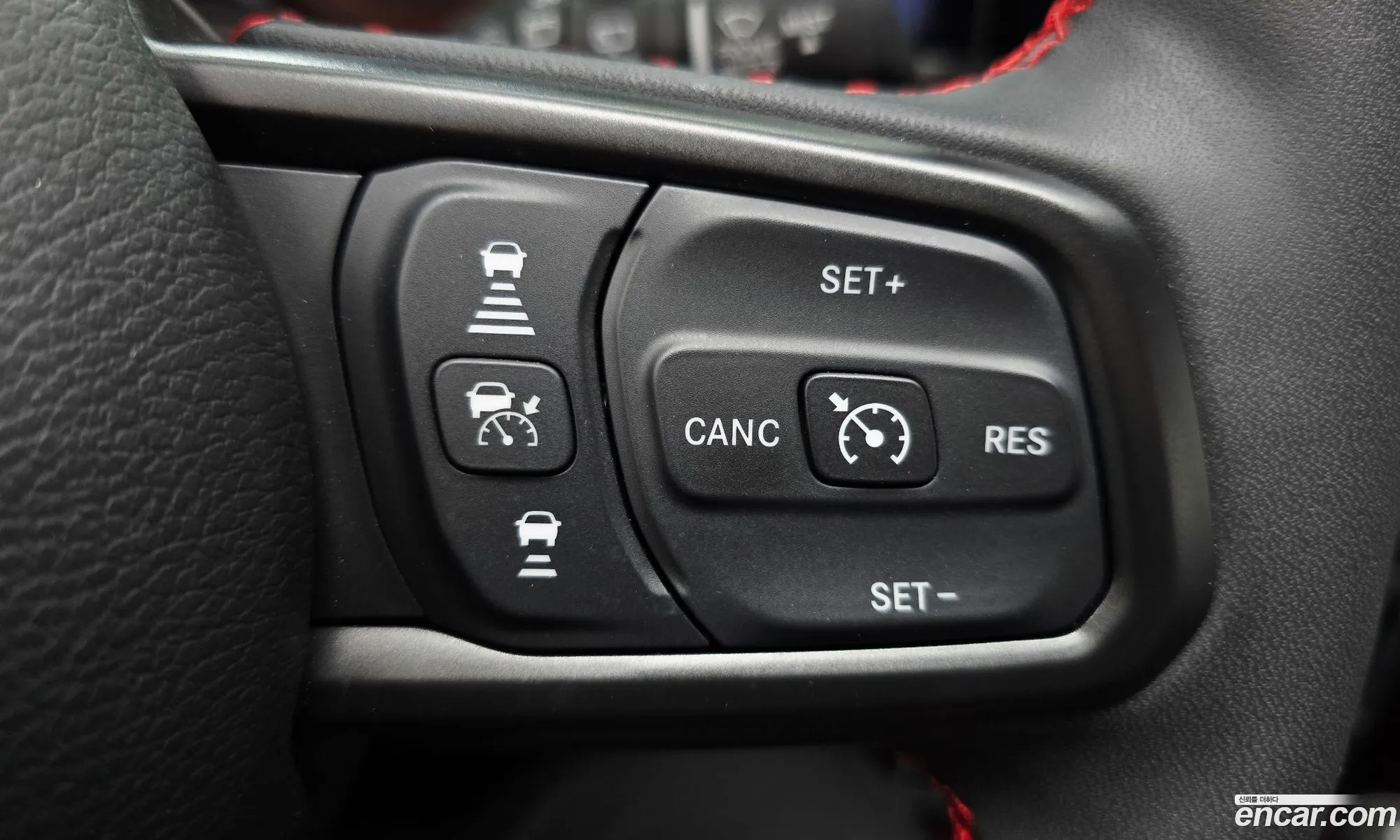 Jeep Wrangler 2024 — 14