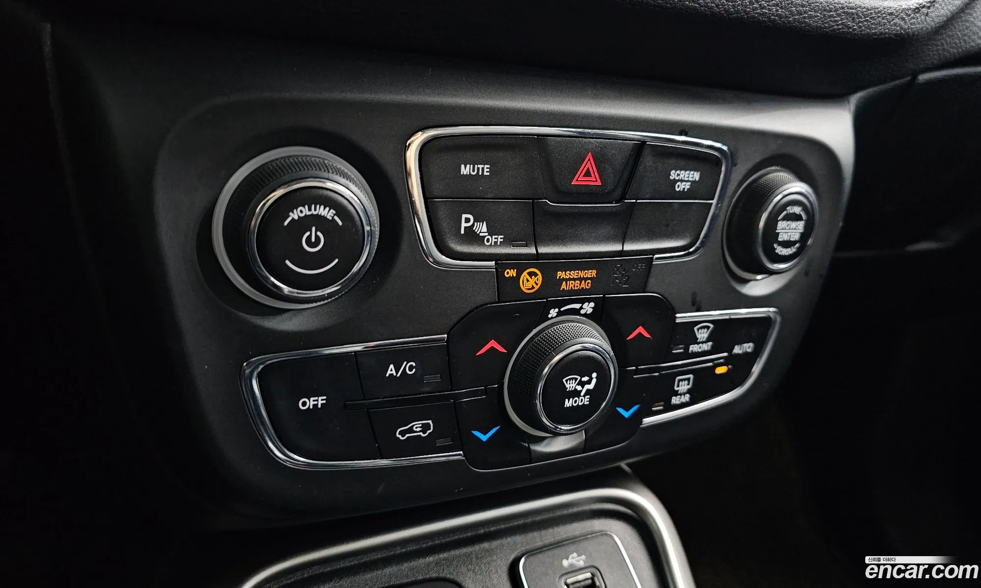 Jeep Compass 2018 — 17