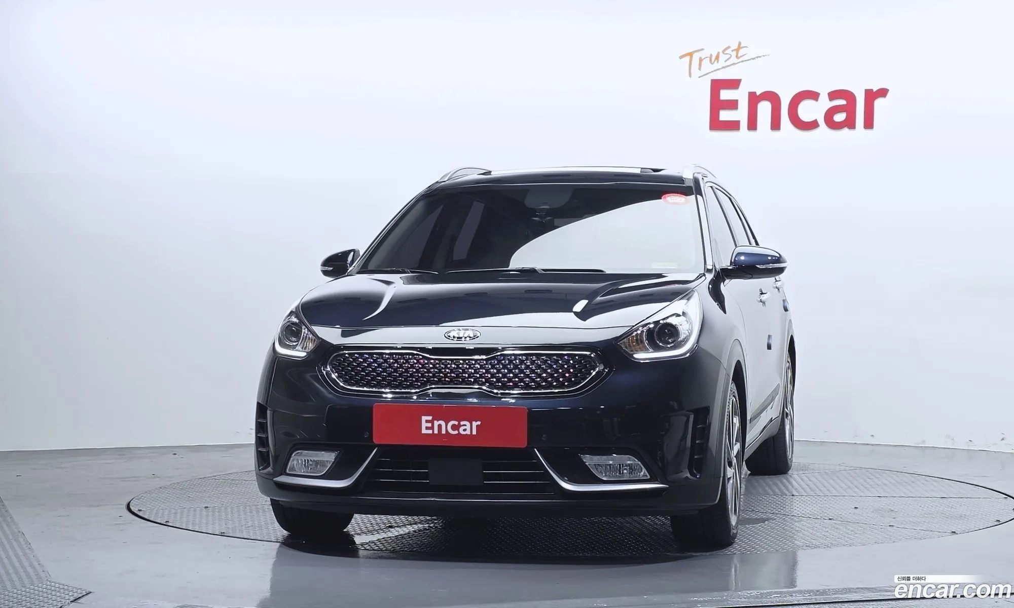 Kia Niro 2017 — 2