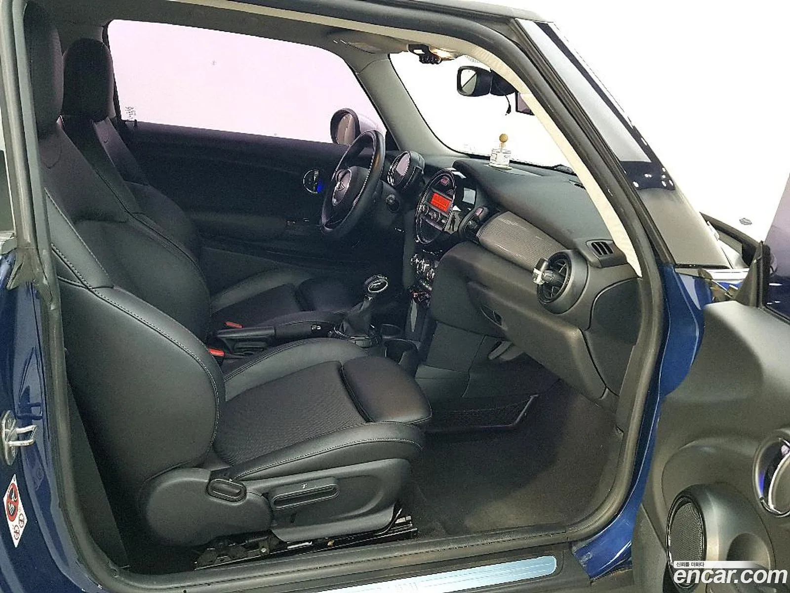 Mini Cooper 2015 — 19