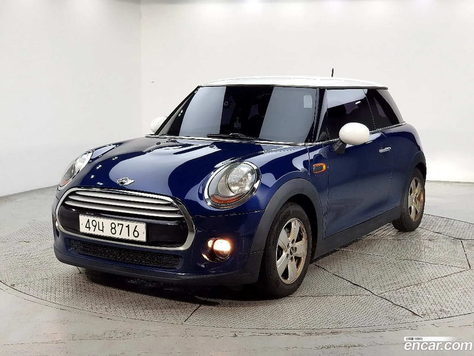 Mini Cooper 2015 — 16