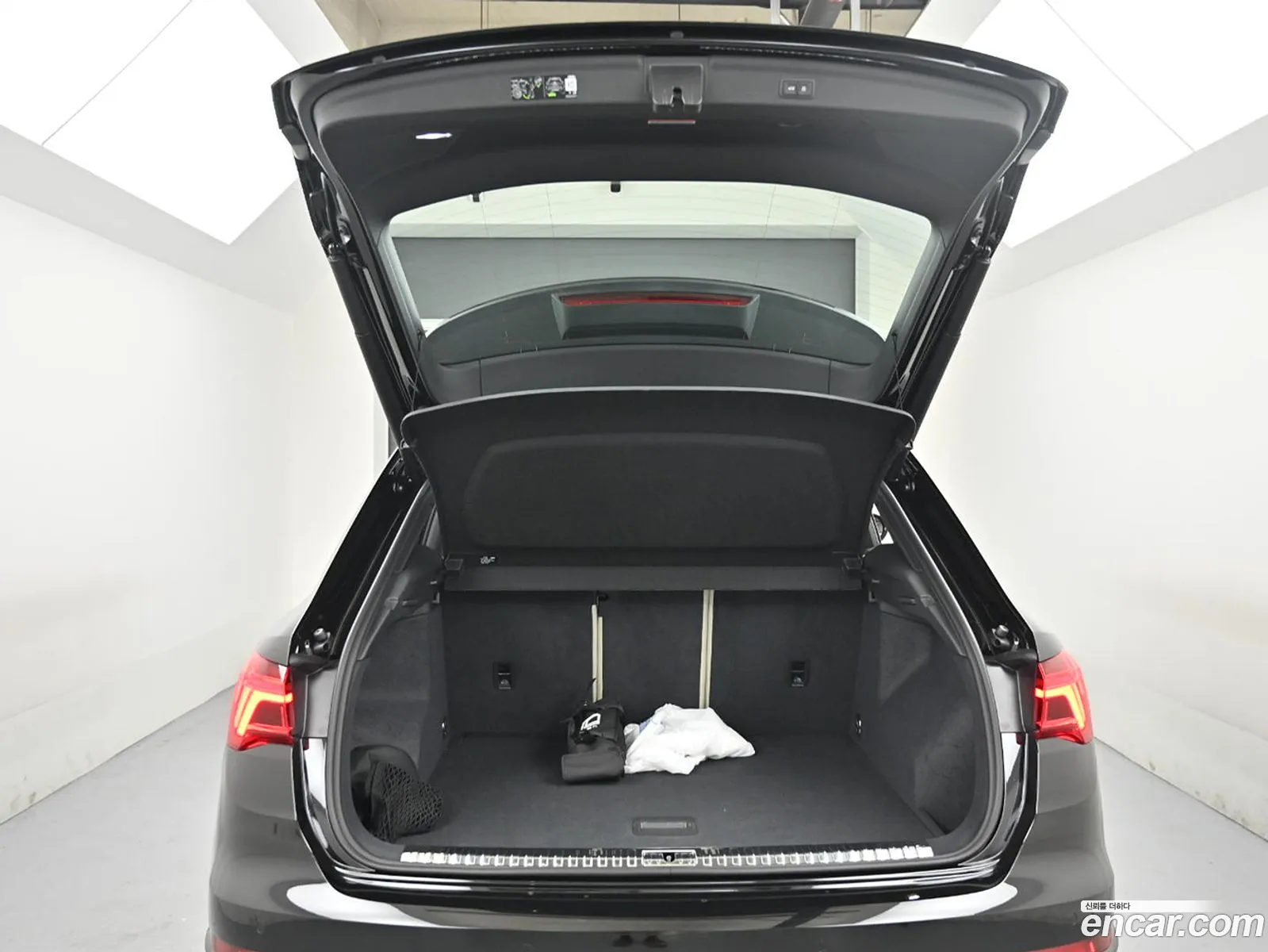 Audi Q3 2026 — 9