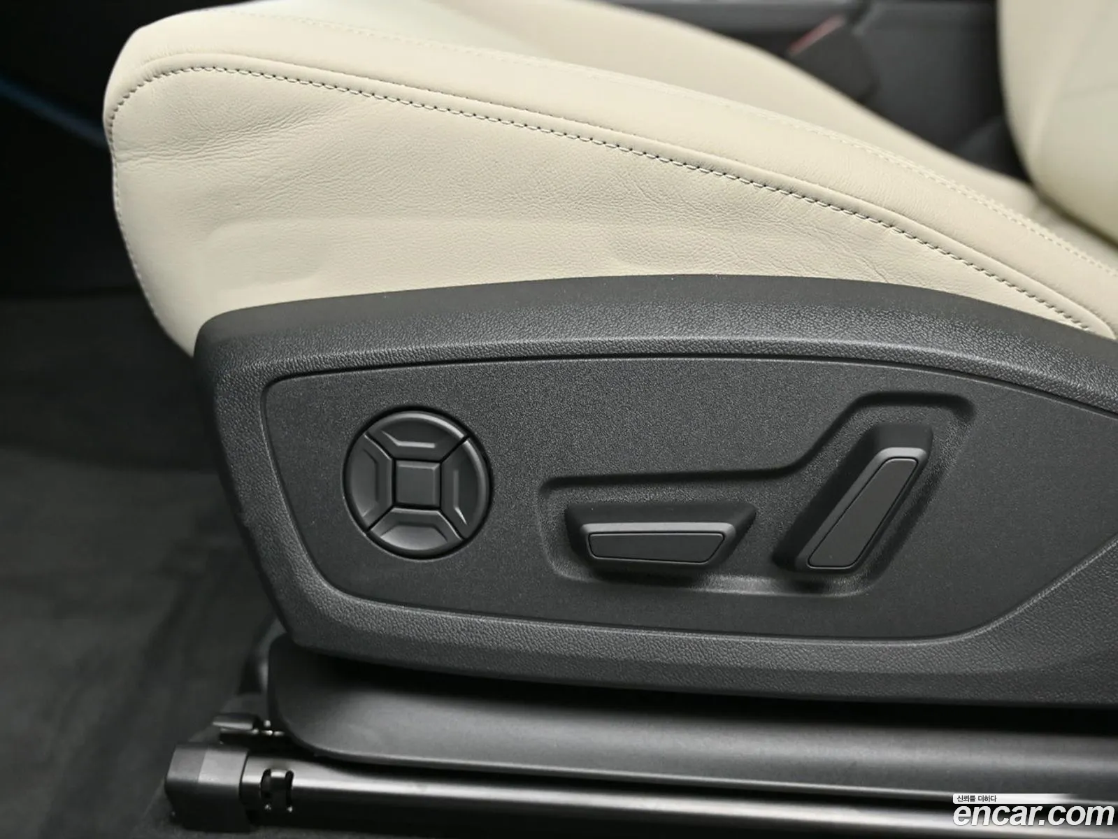 Audi Q3 2026 — 5