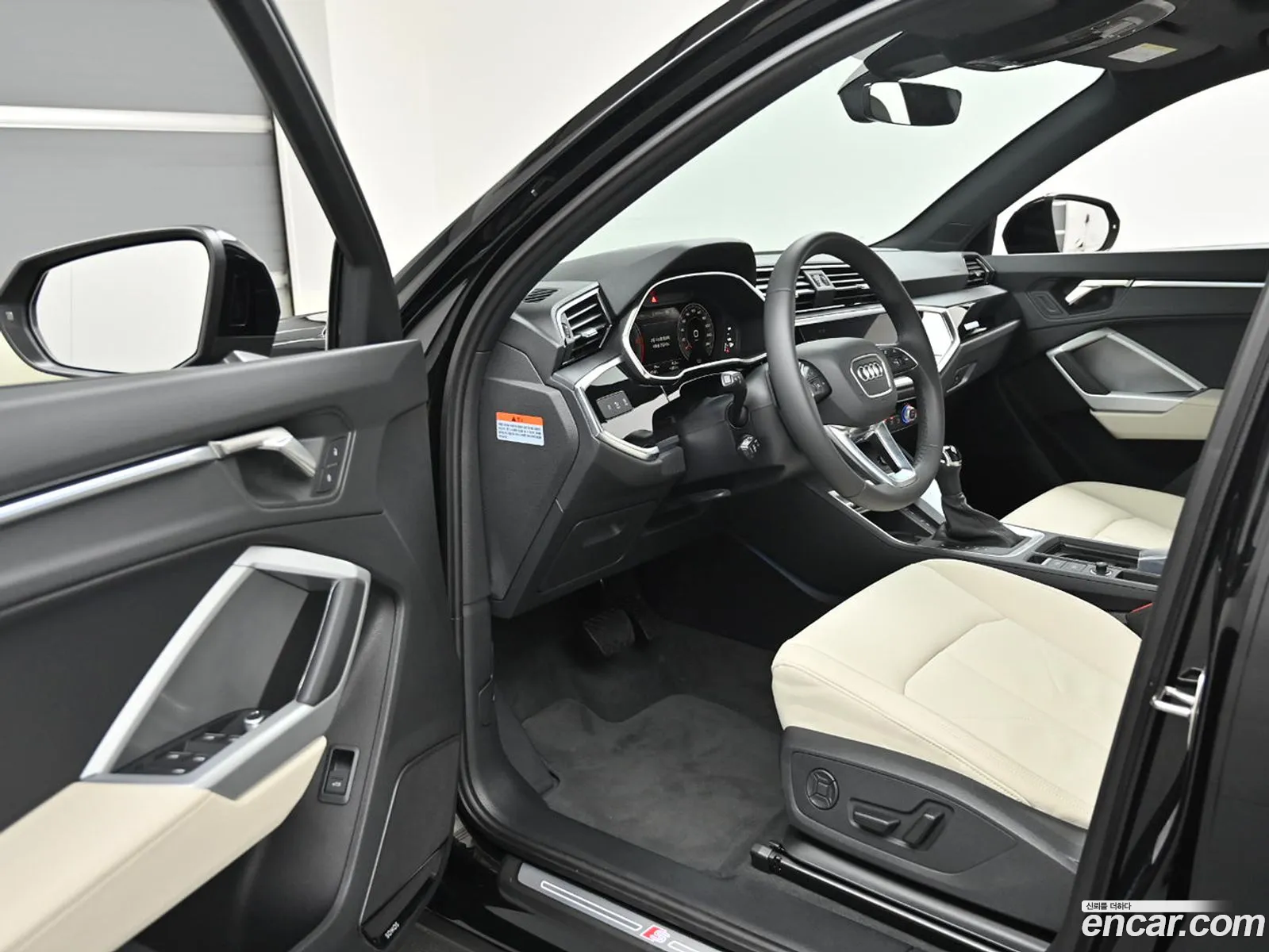 Audi Q3 2026 — 6