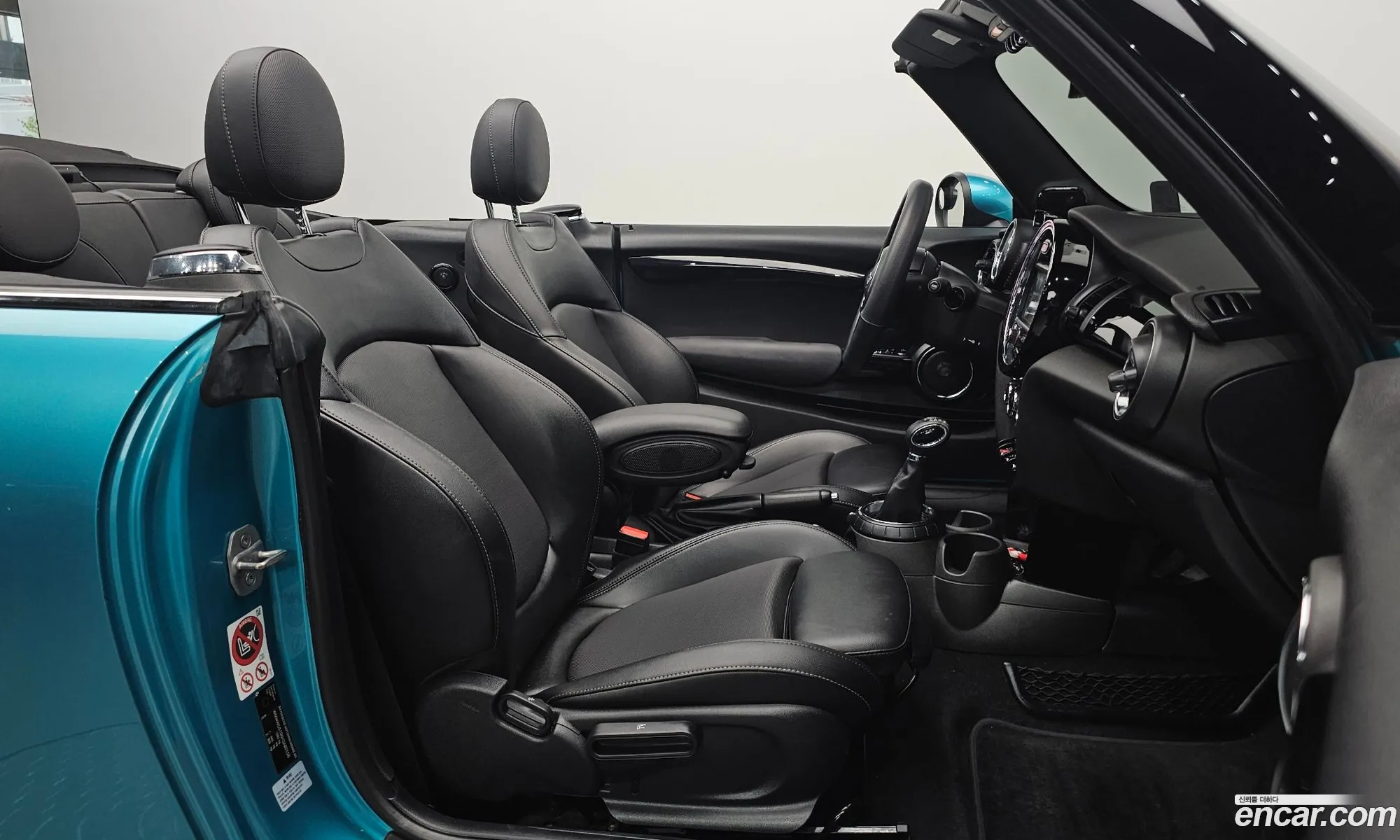Mini Cooper Convertible 2017 WMWWG5106H3A80156 — 6