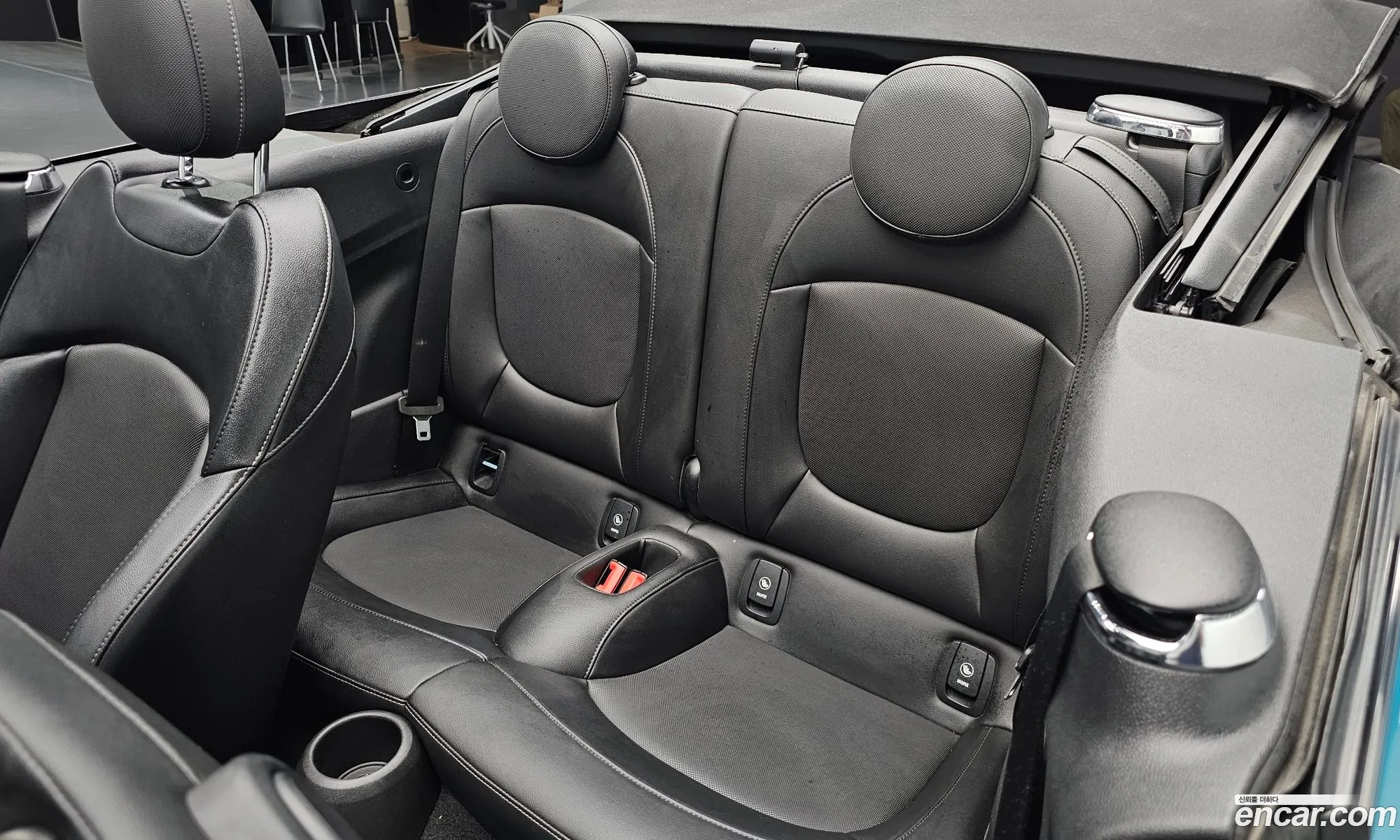 Mini Cooper Convertible 2017 WMWWG5106H3A80156 — 10