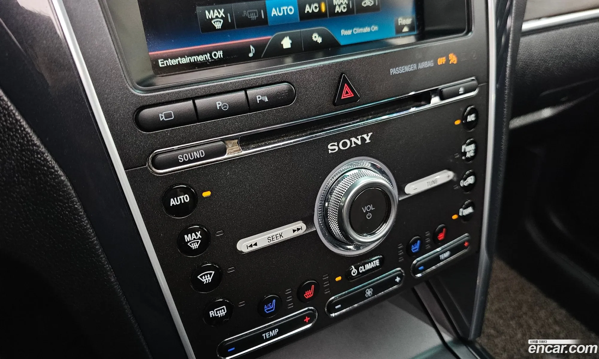 Ford Explorer 2015 1FM5K8FH9GGB24275 — 6