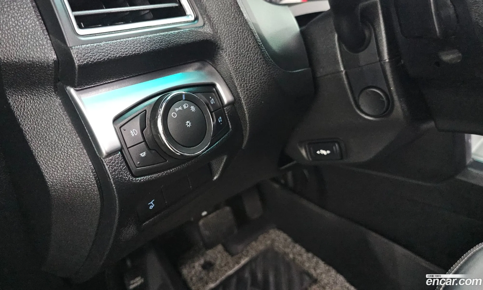 Ford Explorer 2015 1FM5K8FH9GGB24275 — 10