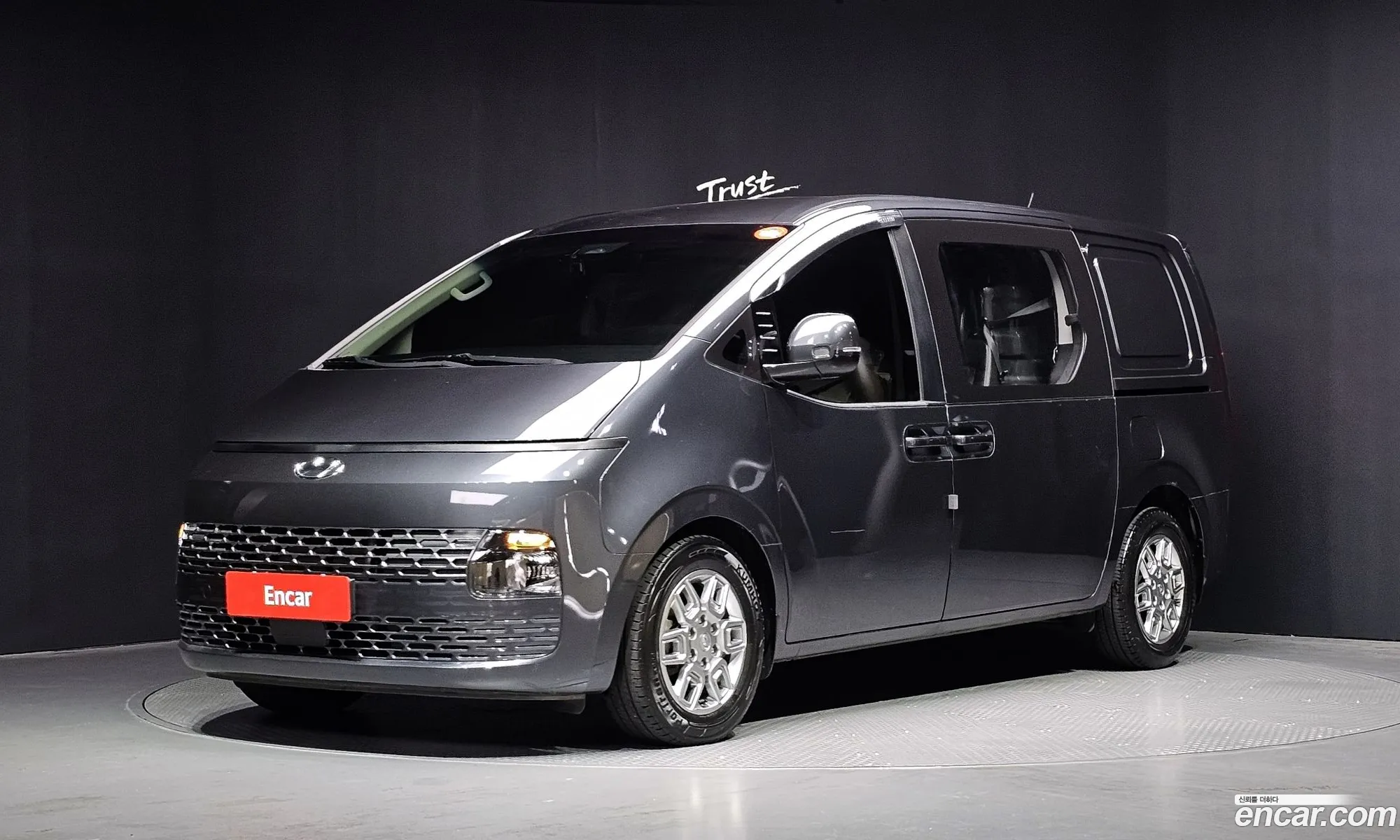 Hyundai Staria 2021 — 4