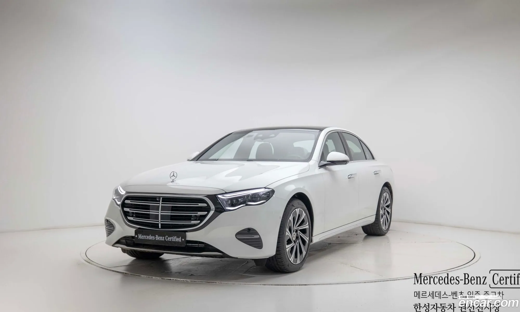 Mercedes-Benz E-Class W214 2025 — 20
