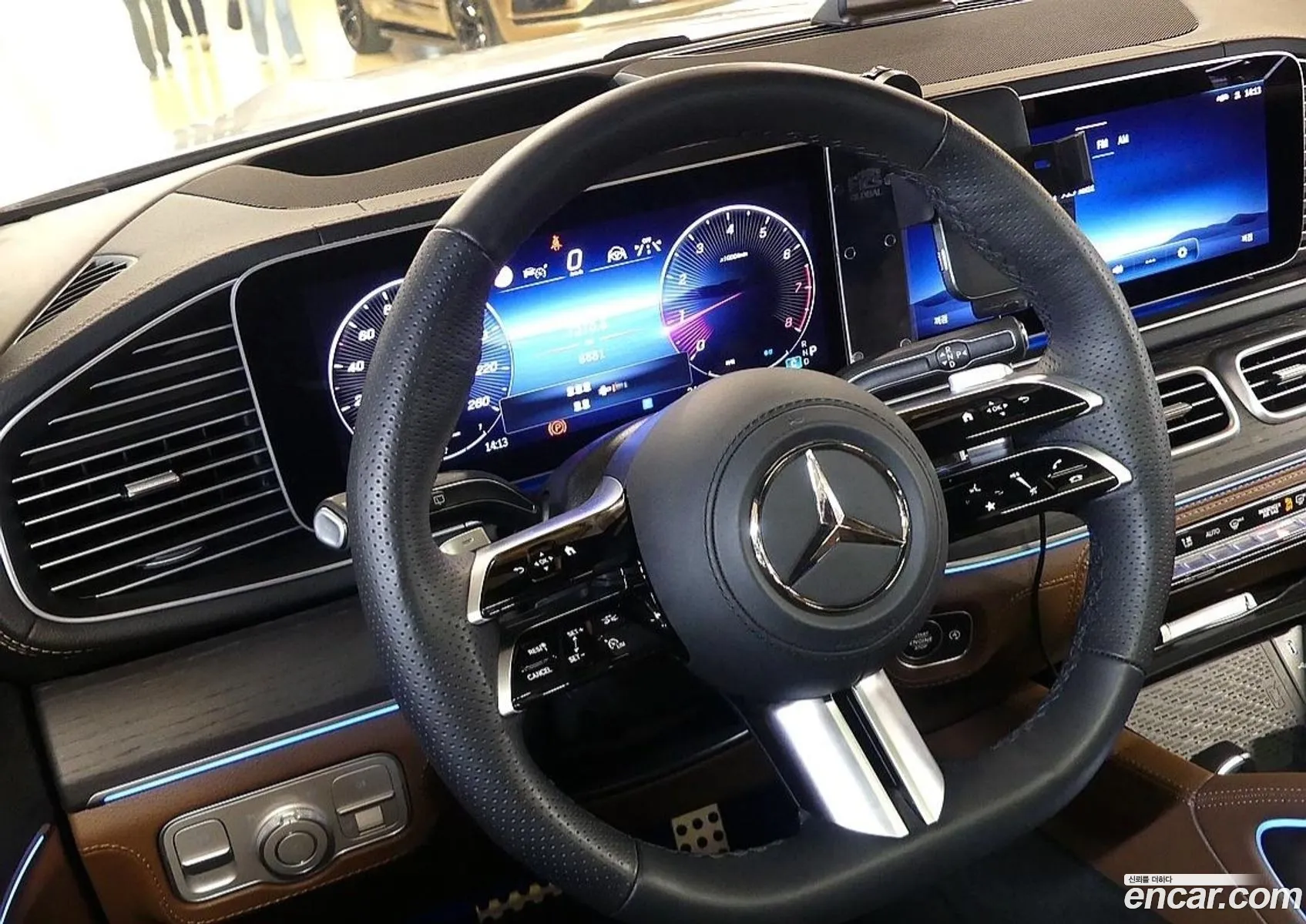 Mercedes-Benz GLS-Class X167 2025 — 10