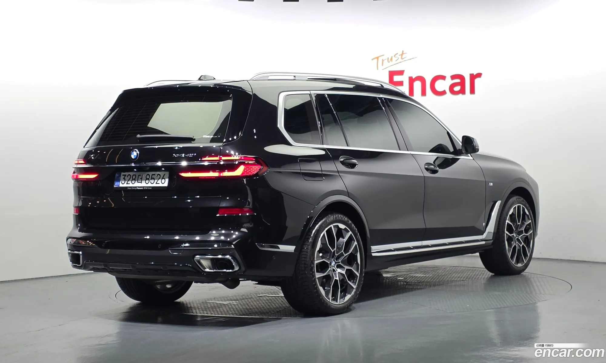 BMW X7 2024 — 16
