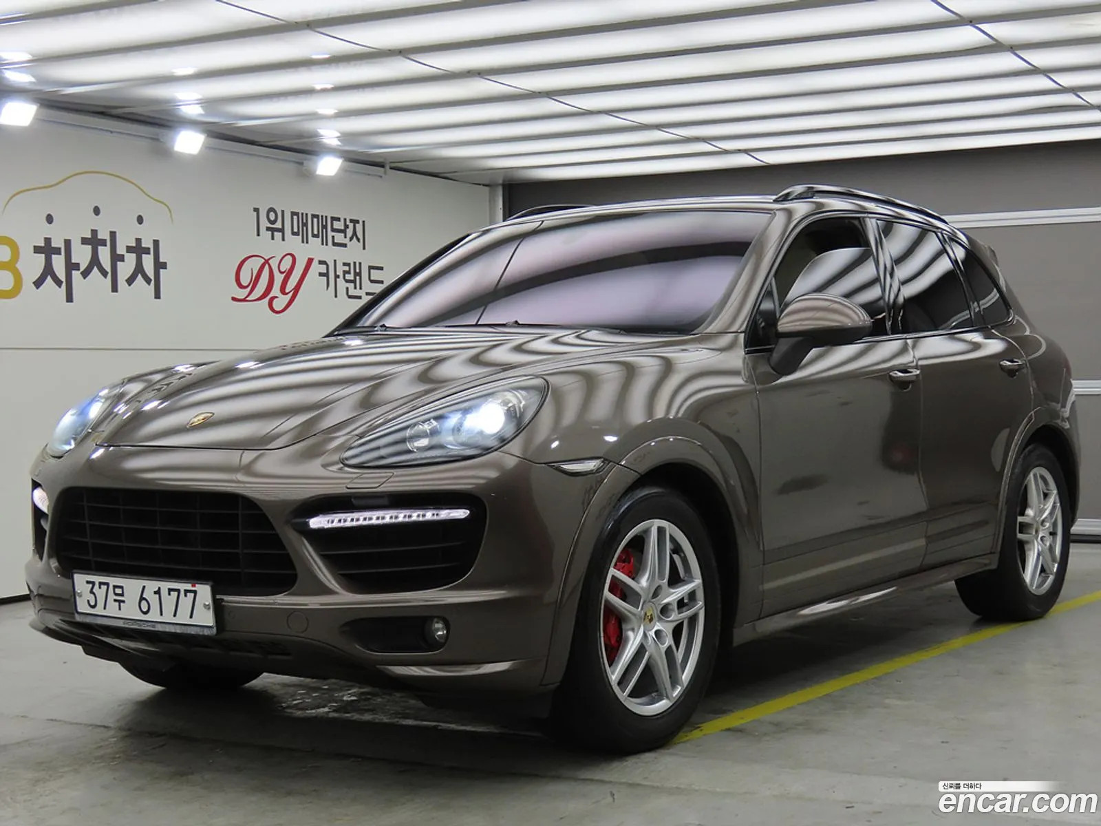 Porsche Cayenne 2012 — 20