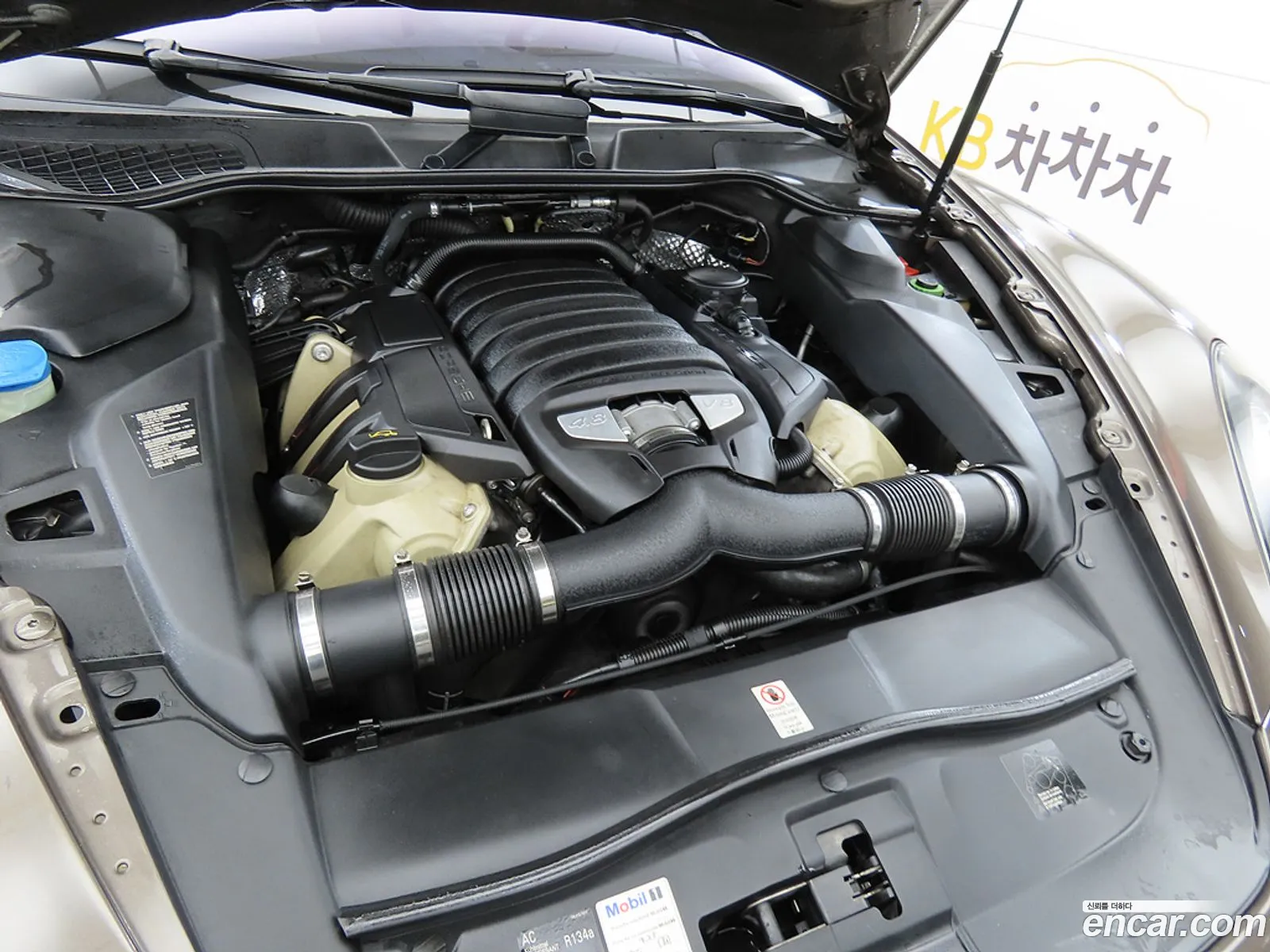 Porsche Cayenne 2012 — 10