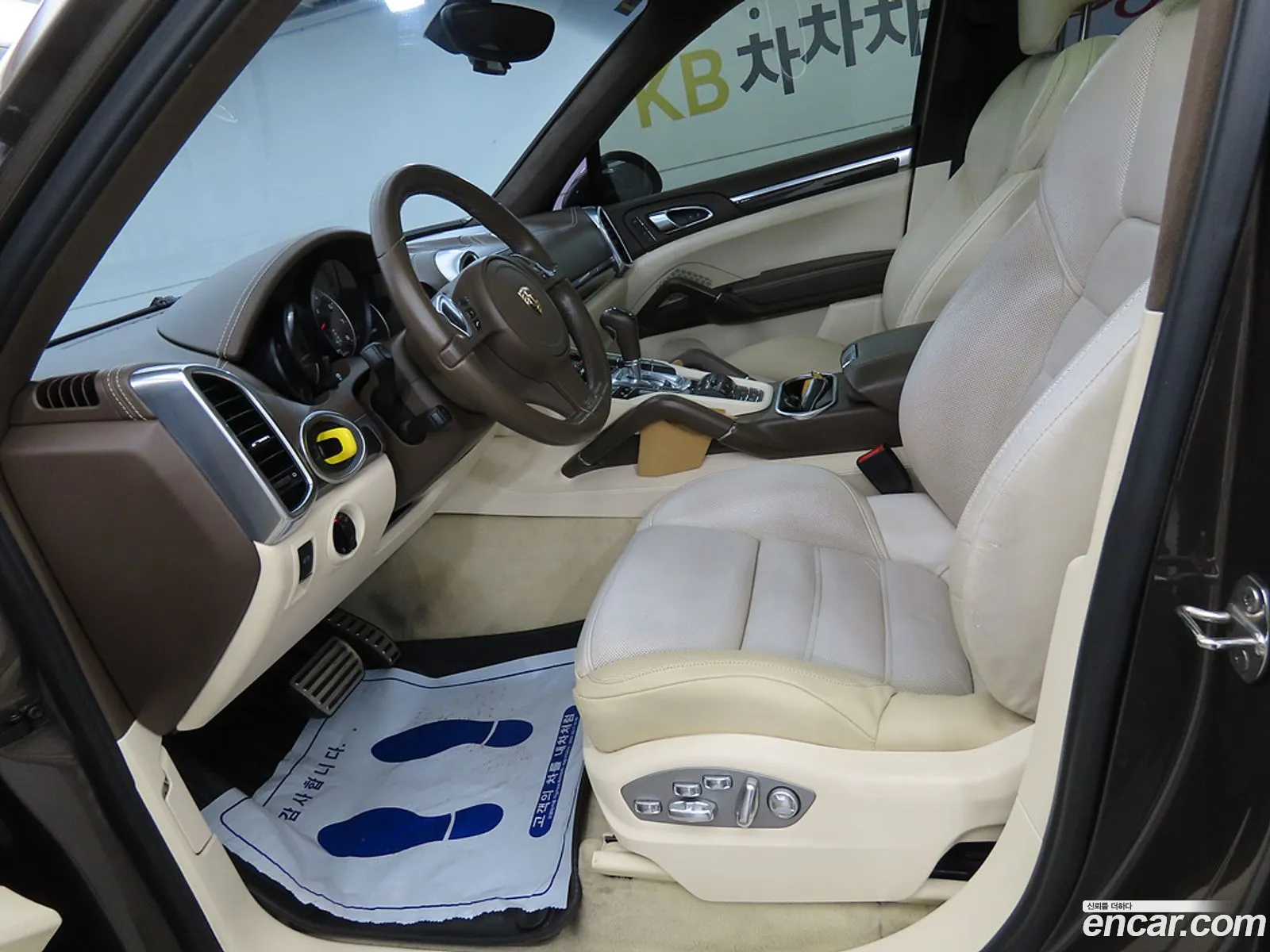 Porsche Cayenne 2012 — 7