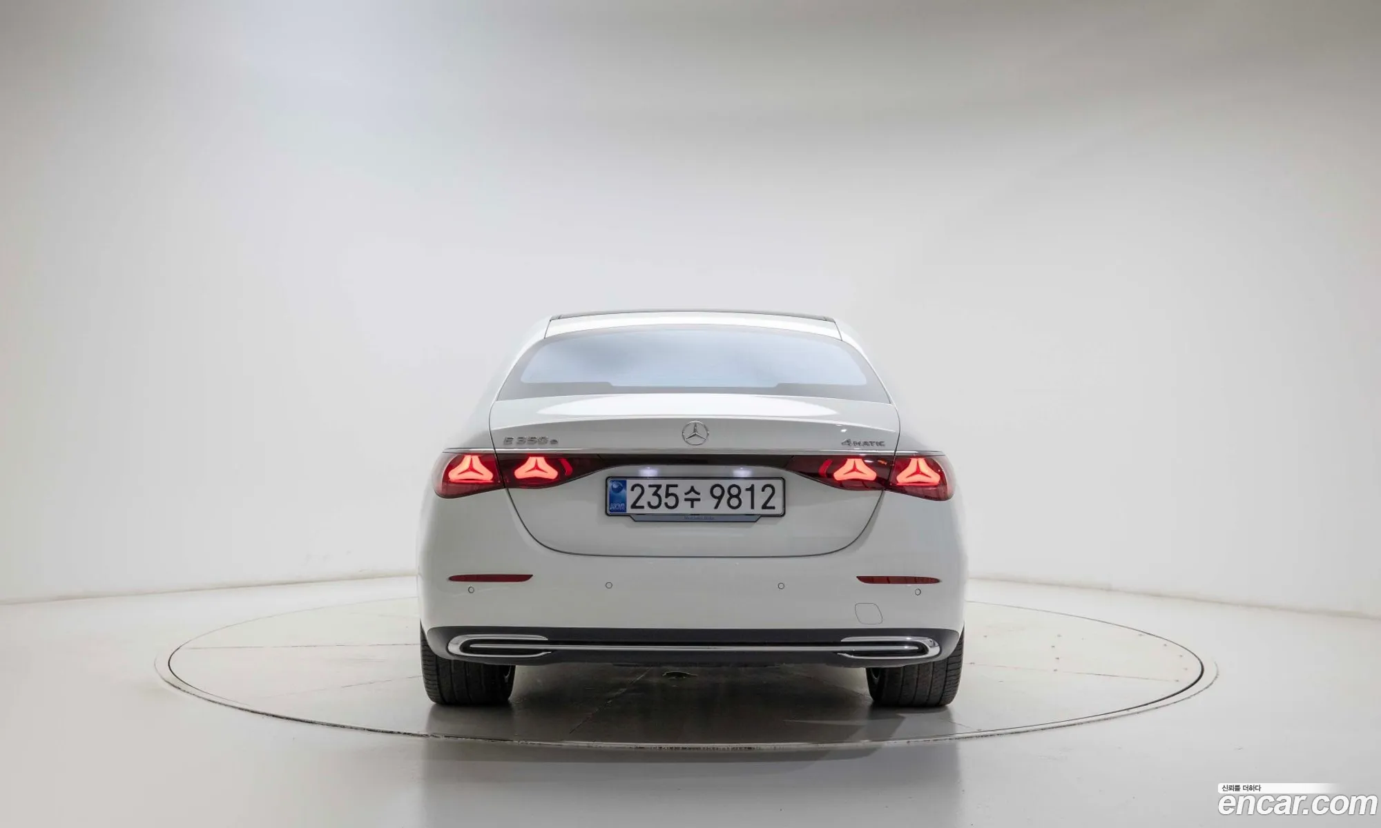 Mercedes-Benz E-Class W213 2025 — 9