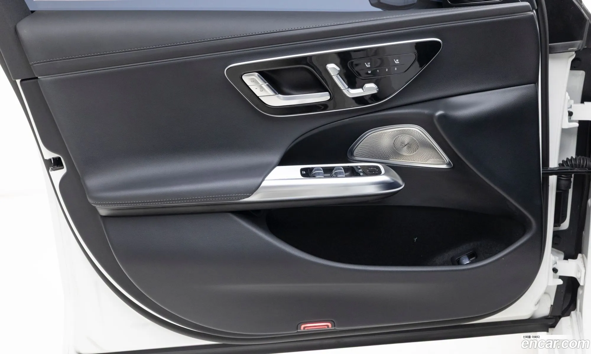 Mercedes-Benz E-Class W213 2025 — 20