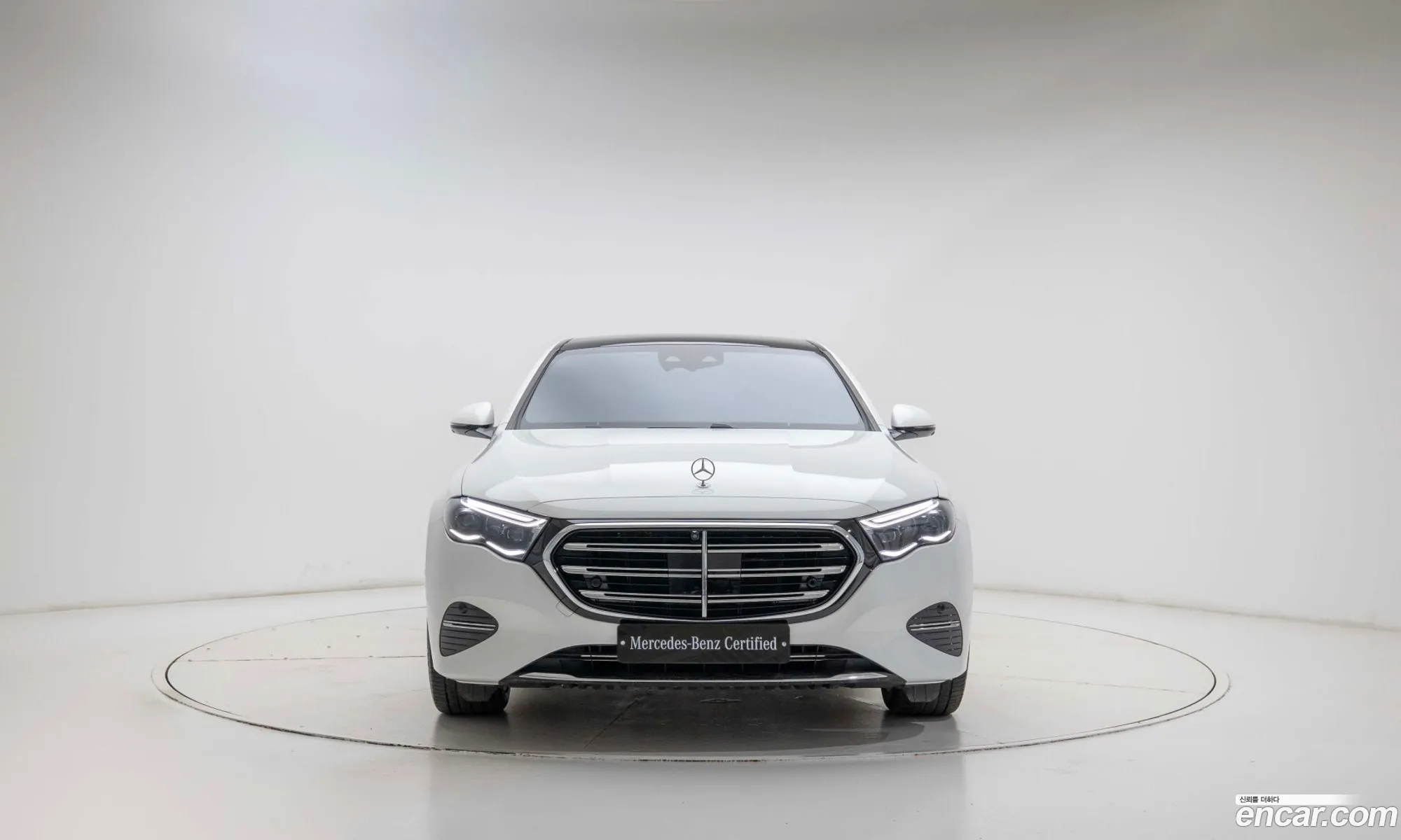 Mercedes-Benz E-Class W213 2025 — 15