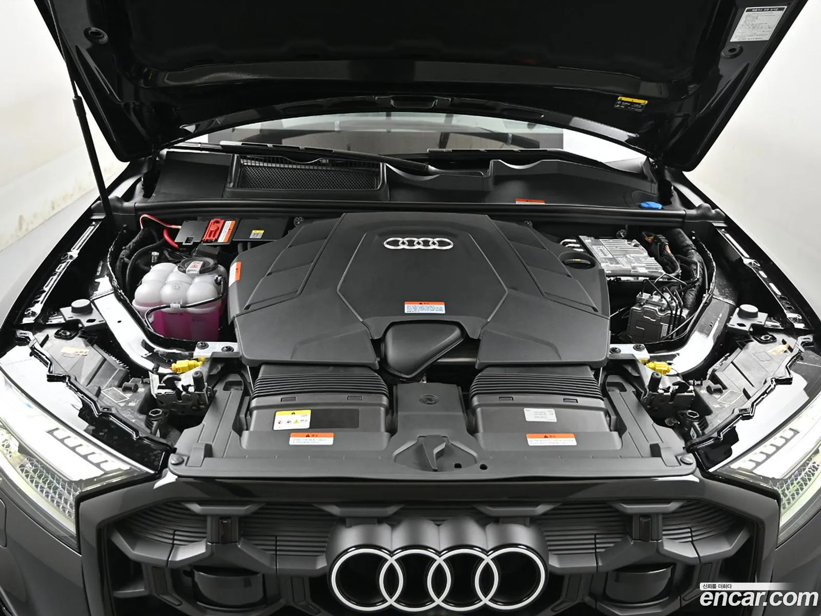Audi Q7 2025 — 20