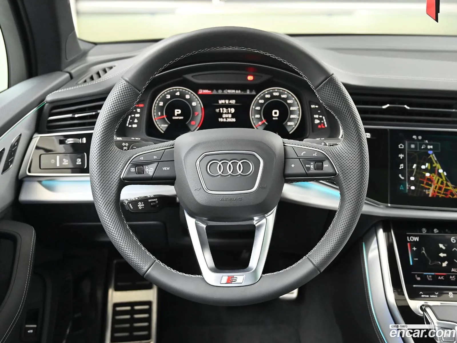 Audi Q7 2025 — 12