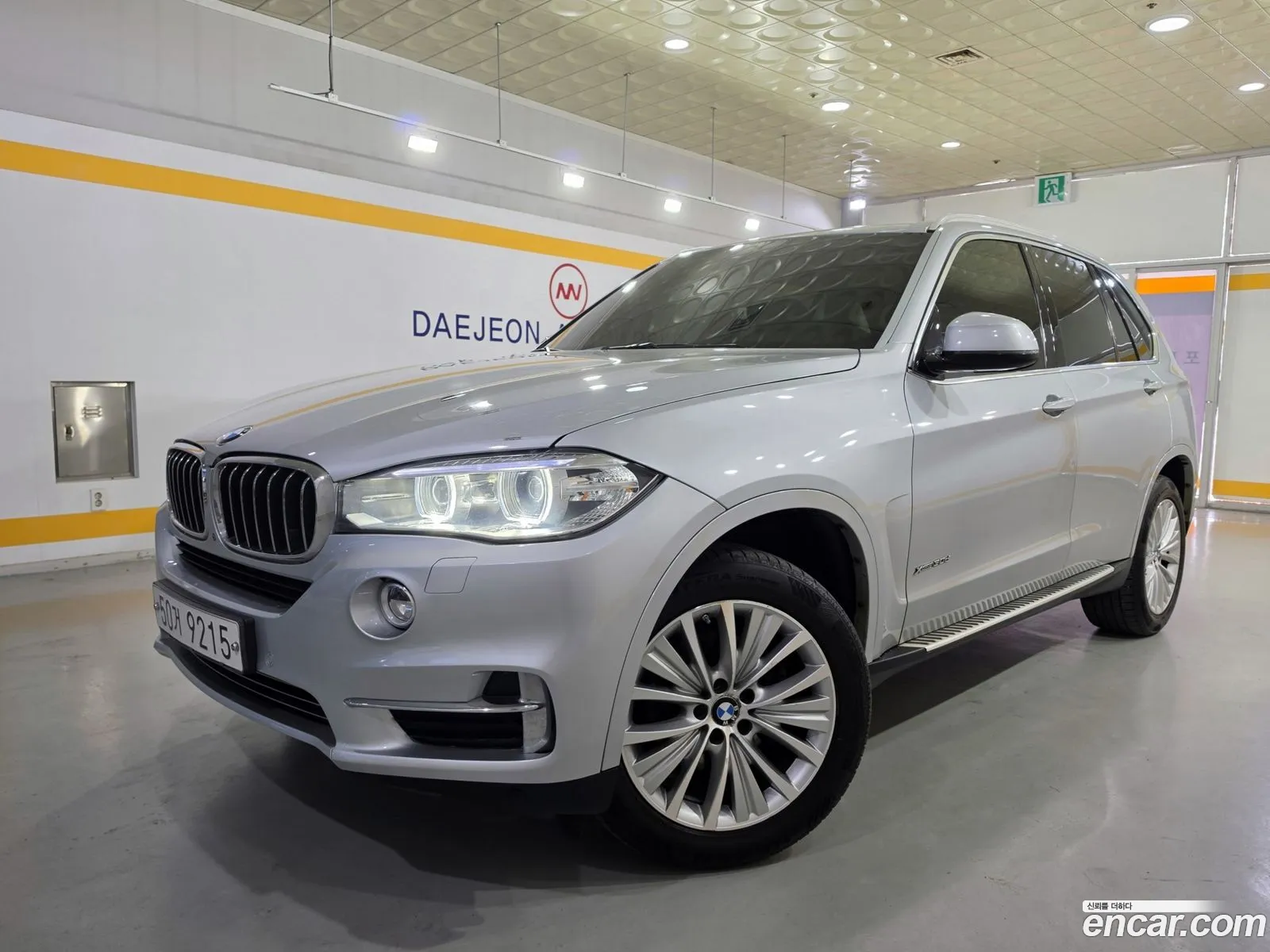 BMW X5 2014 — 16