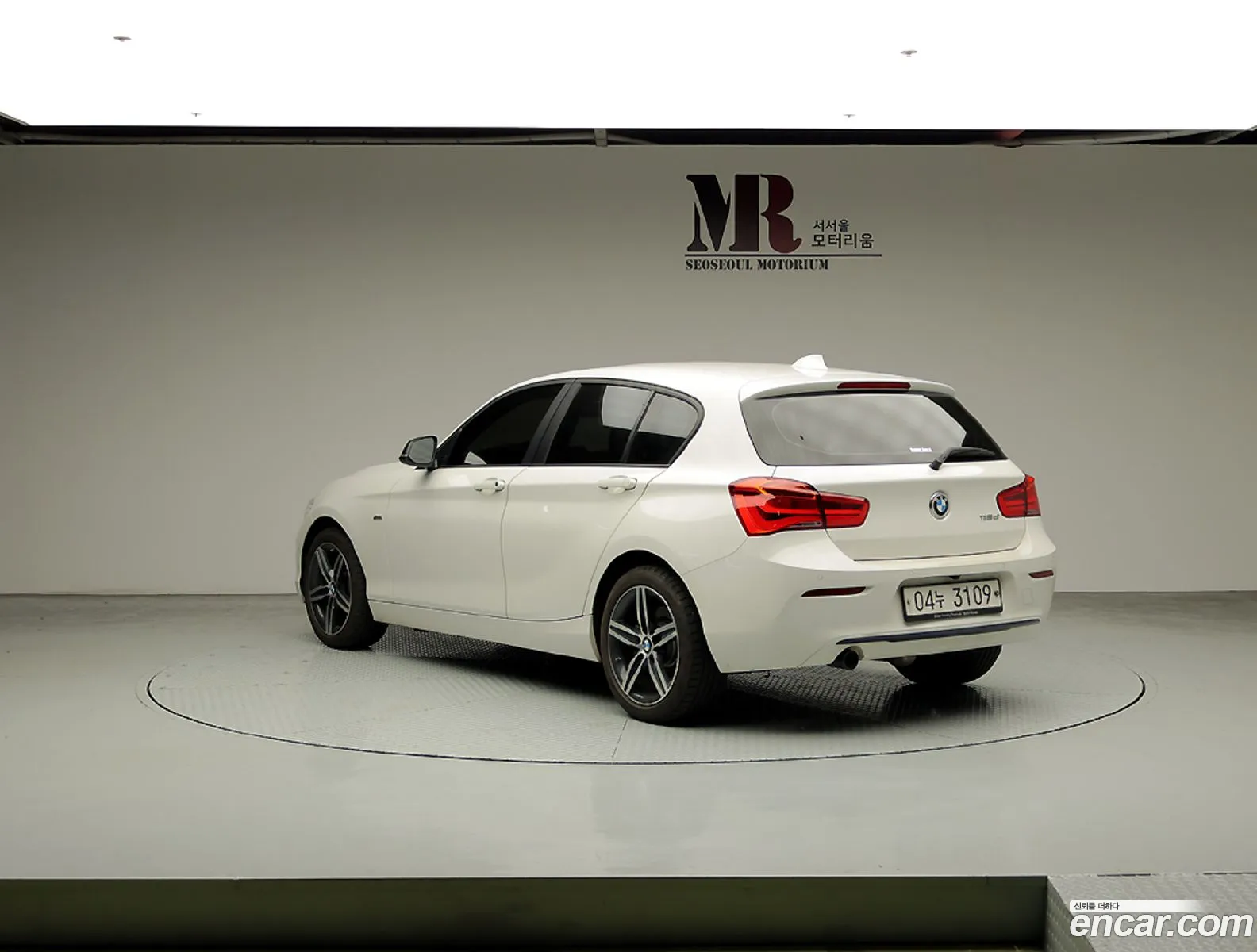 BMW 1 Series 2018 — 12