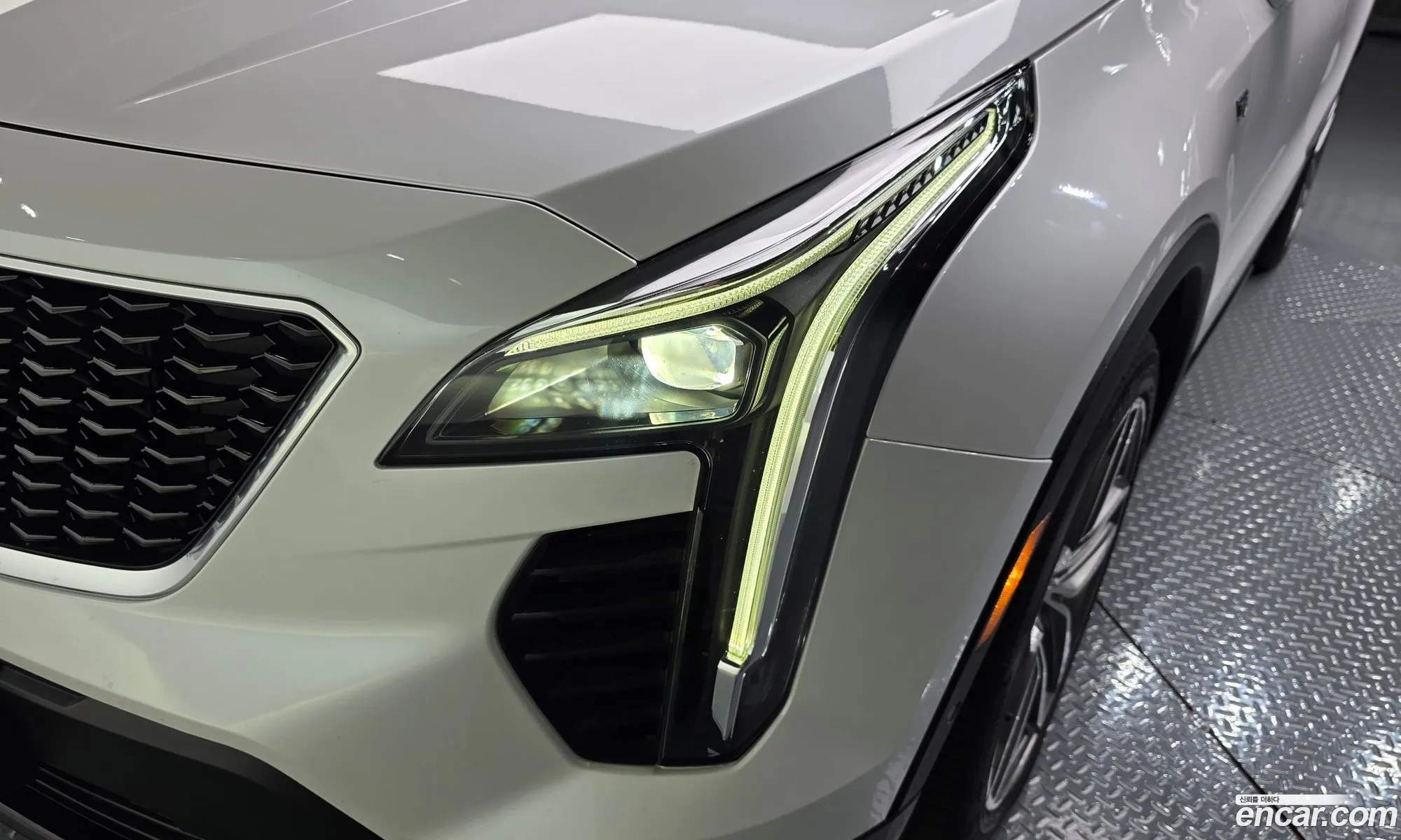 Cadillac XT4 2022 1GYFZ9R47PF104836 — 12