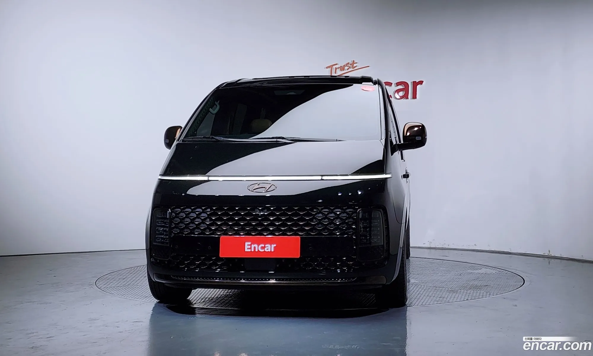 Hyundai Staria 2023 — 4