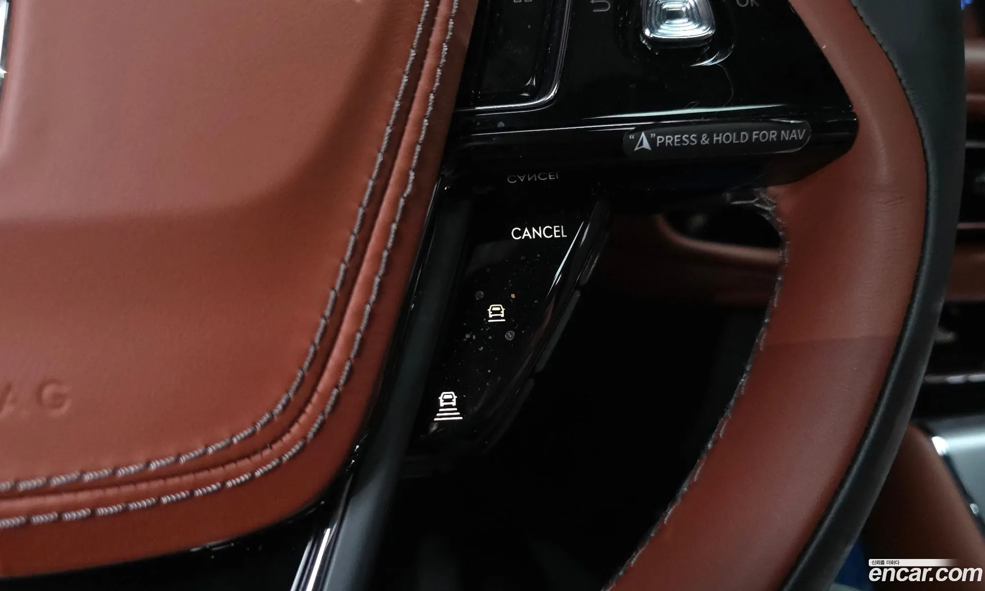 Lincoln Aviator 2025 5LM5J7XC6SGL09163 — 19
