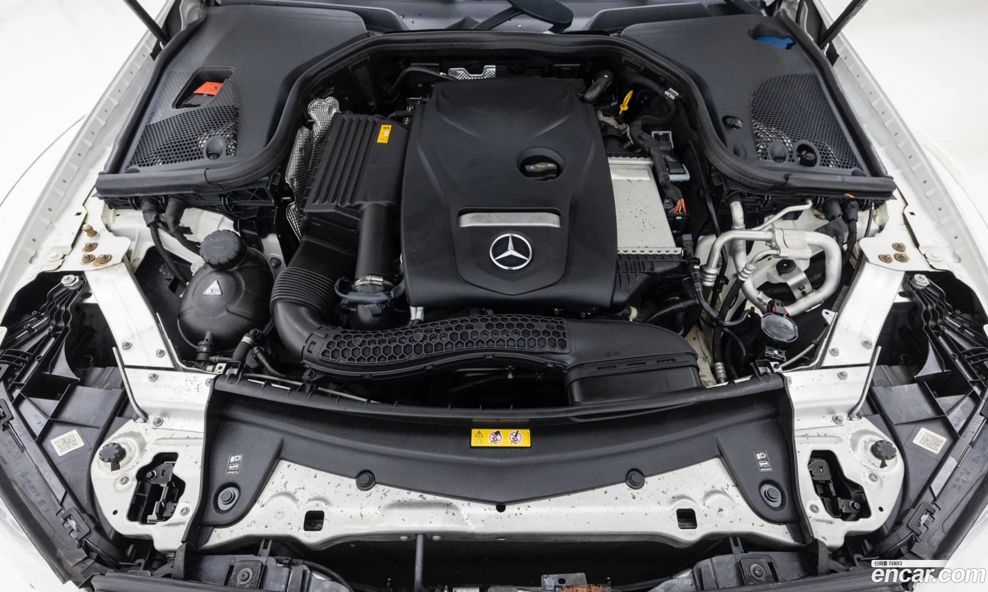 Mercedes-Benz E-Class W213 2020 — 12