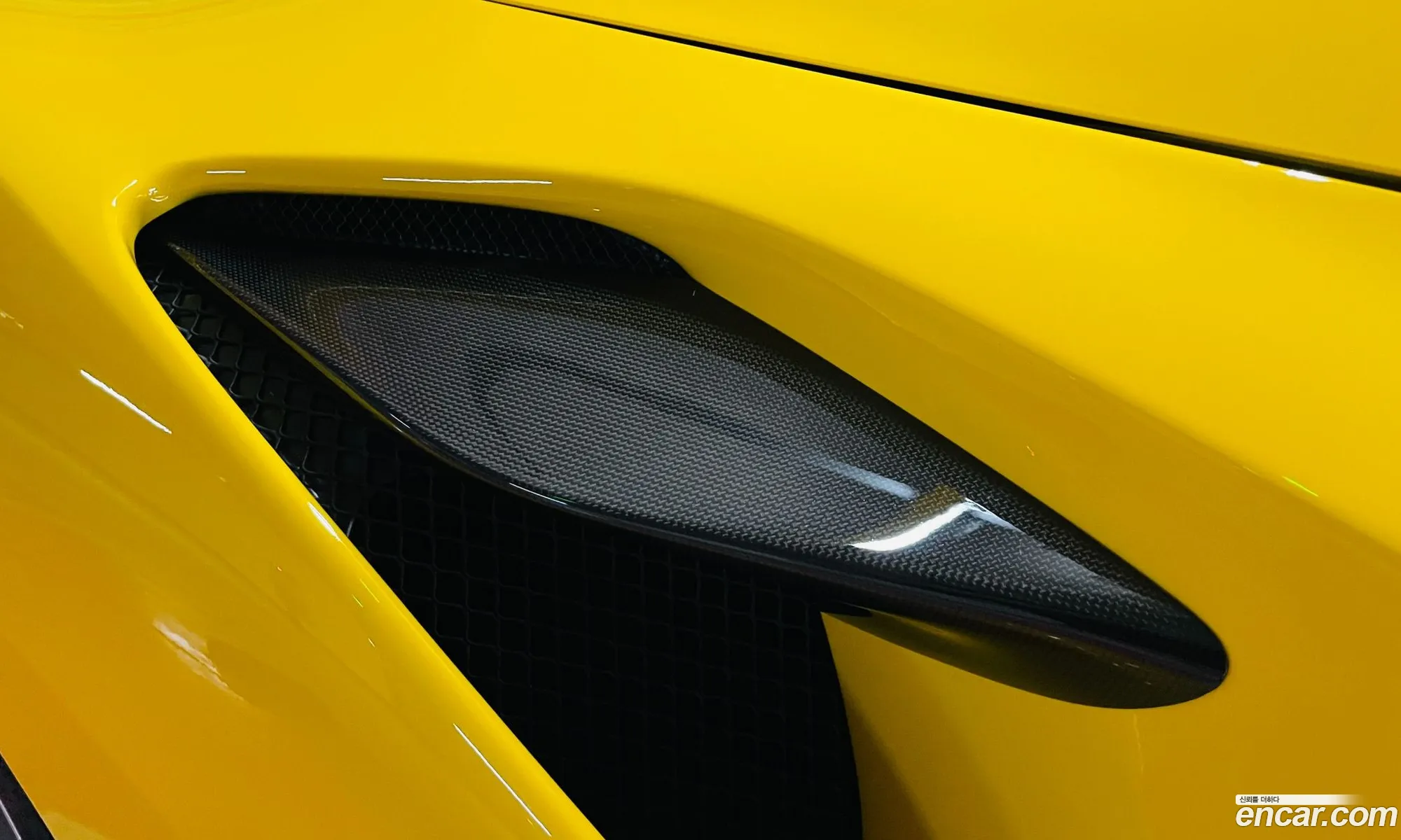 Ferrari F8 Spider 2022 — 3