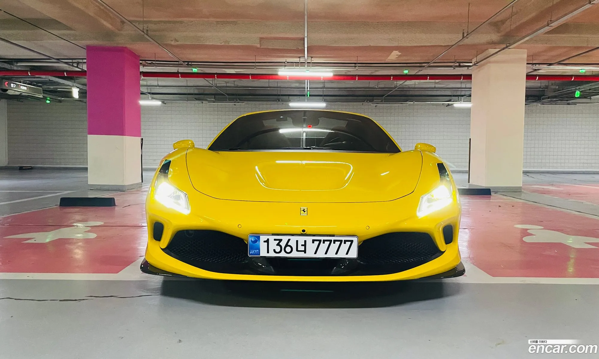 Ferrari F8 Spider 2022 — 17