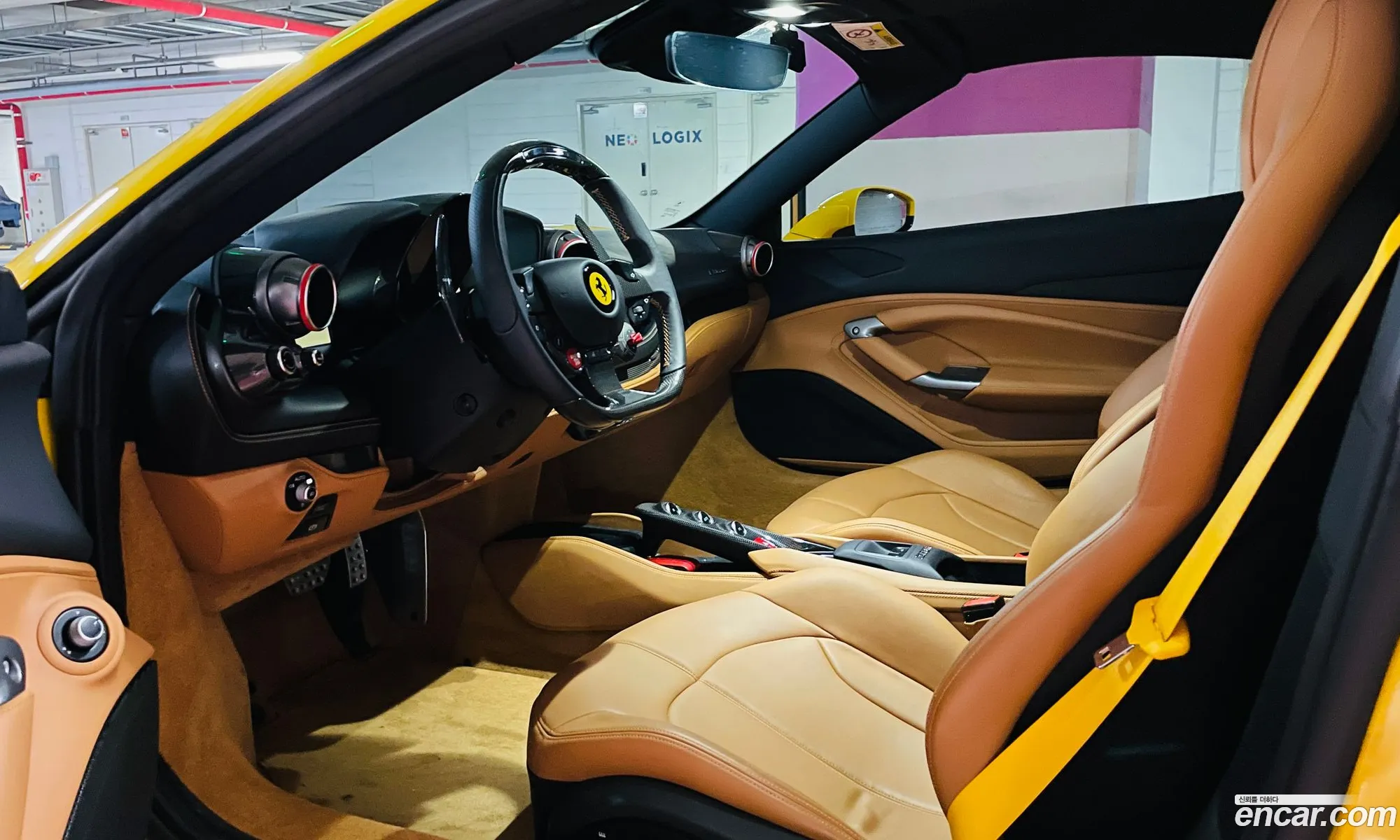 Ferrari F8 Spider 2022 — 16