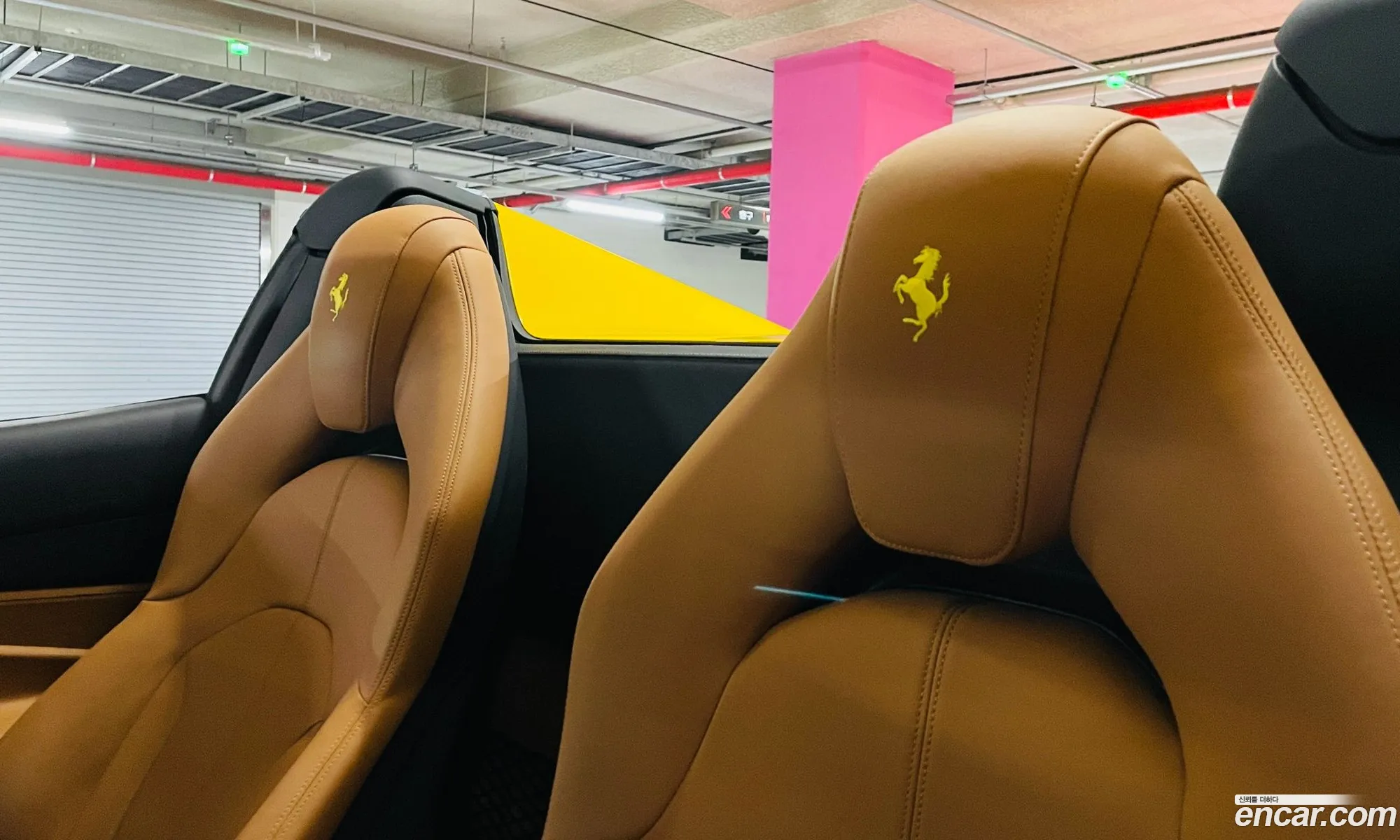 Ferrari F8 Spider 2022 — 8