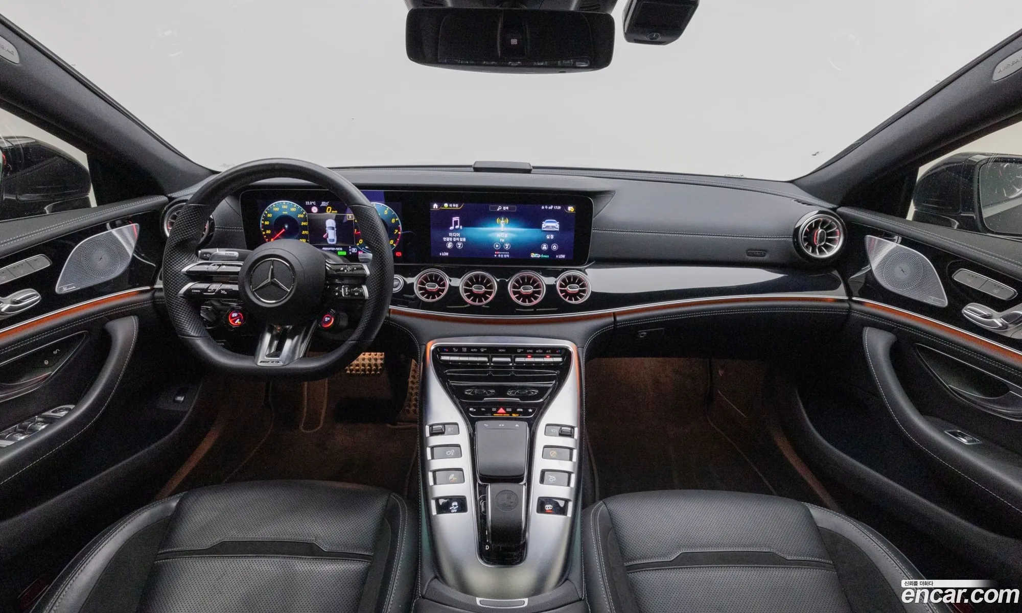 Mercedes-Benz AMG GT 2022 — 5