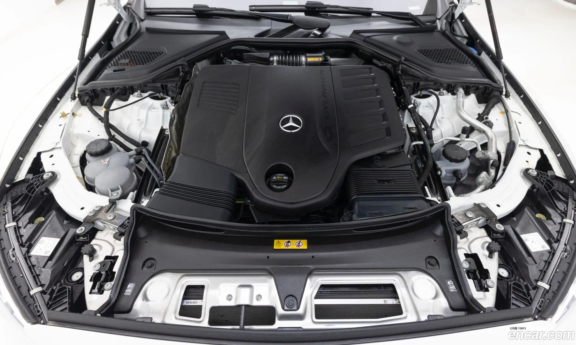 Mercedes-Benz E-Class W213 2024 — 19