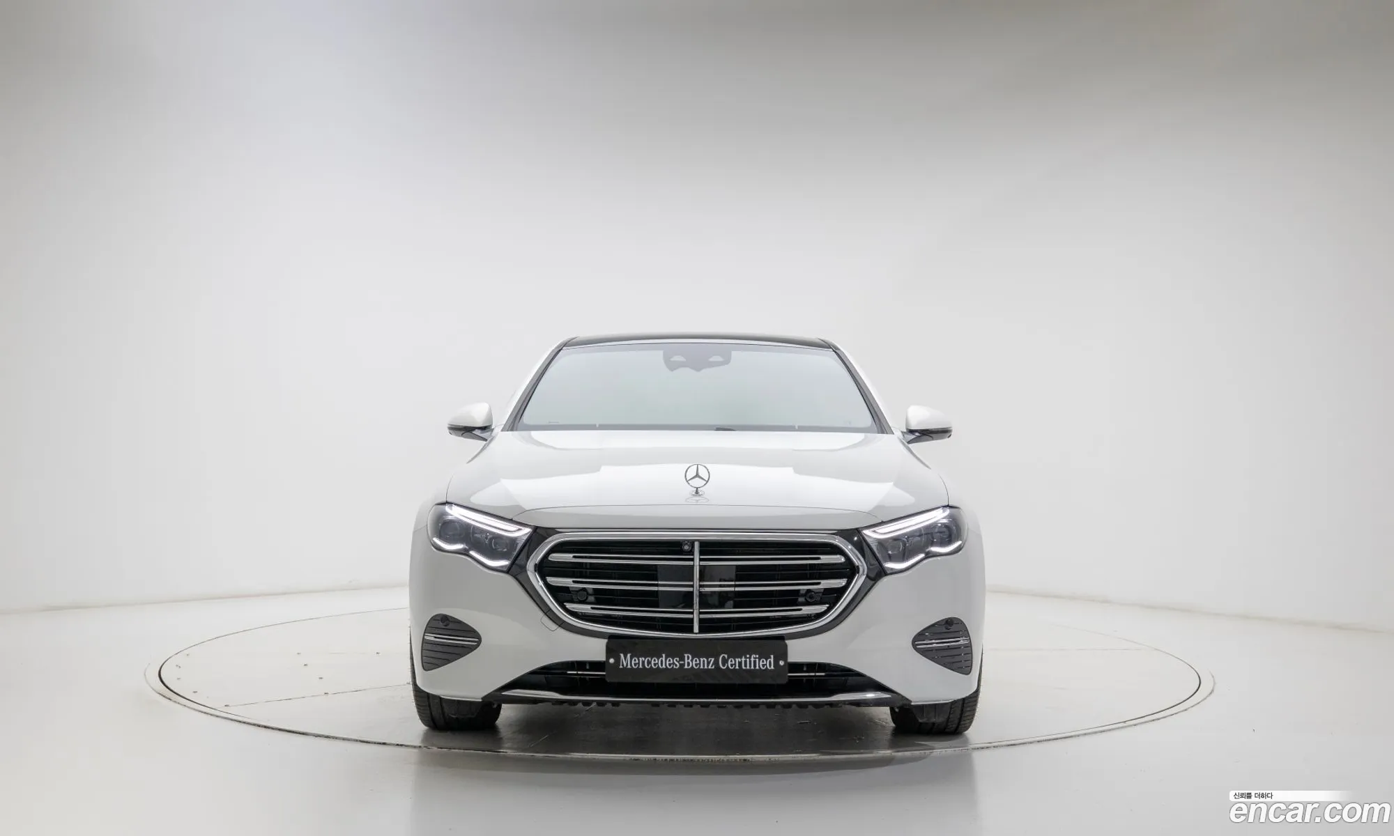 Mercedes-Benz E-Class W213 2024 — 11