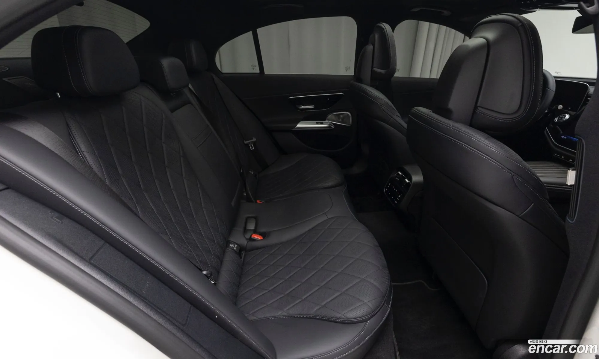 Mercedes-Benz E-Class W213 2024 — 8