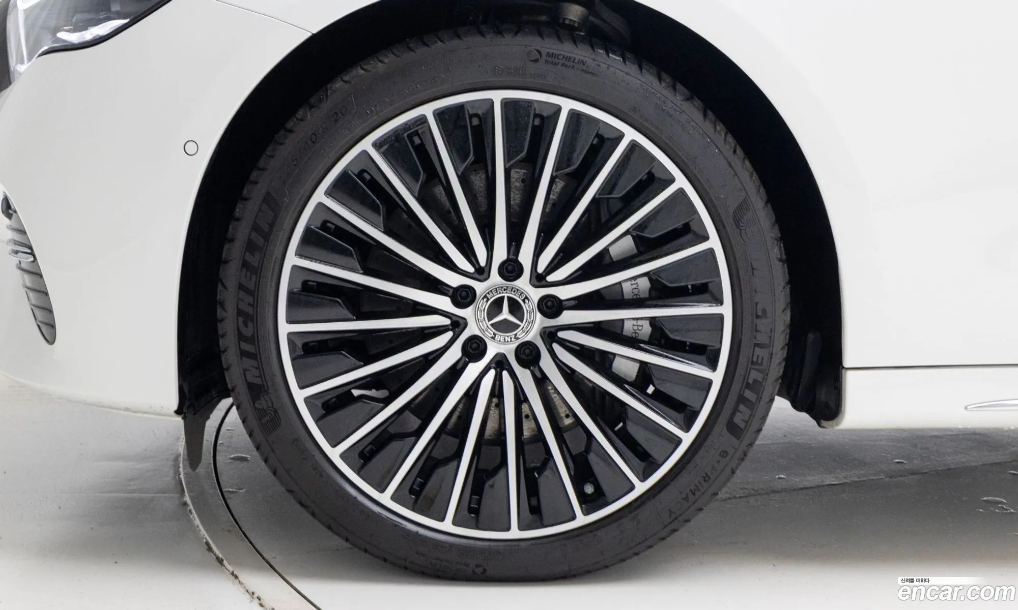 Mercedes-Benz E-Class W213 2024 — 9