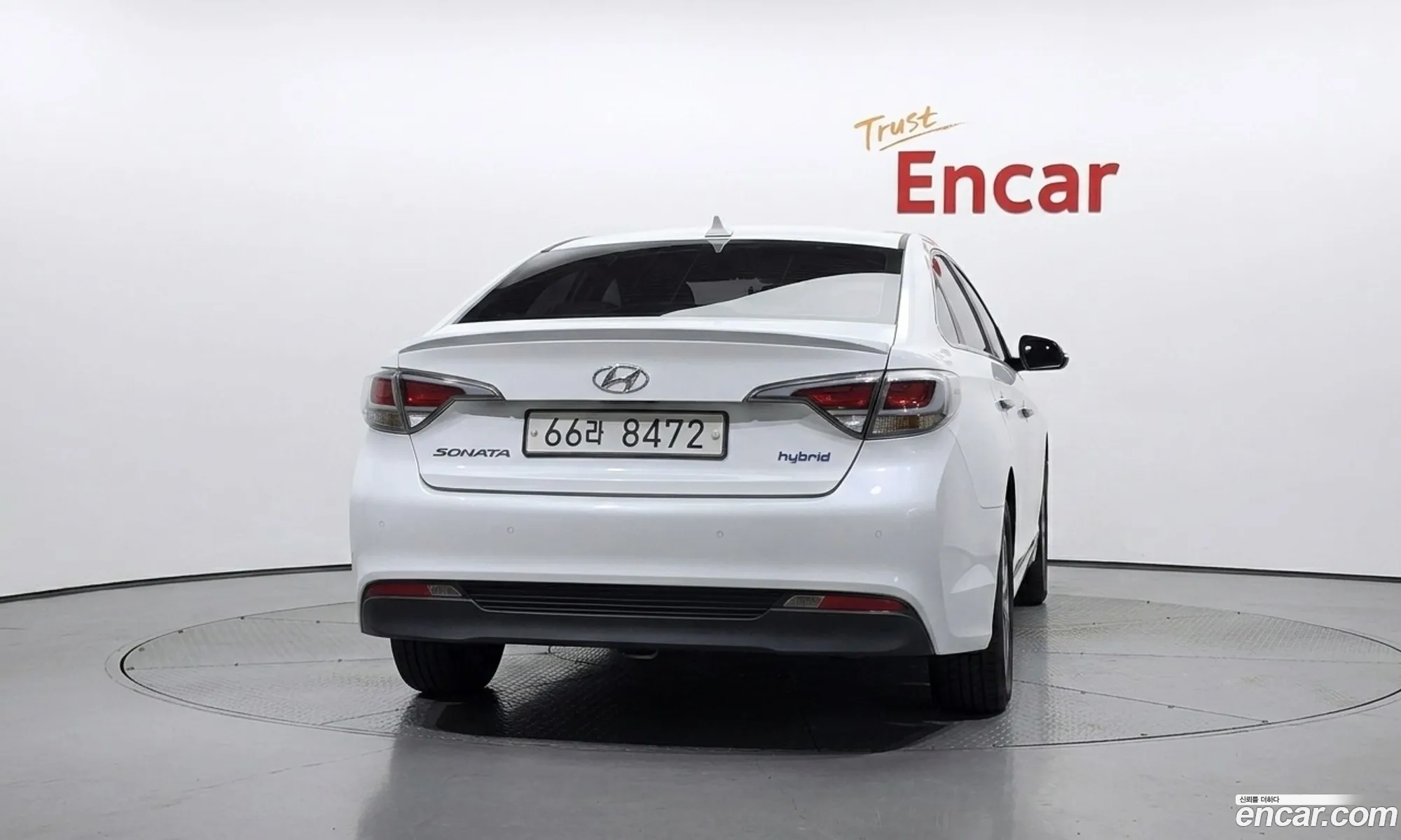 Hyundai LF Sonata Hybrid 2015 — 2