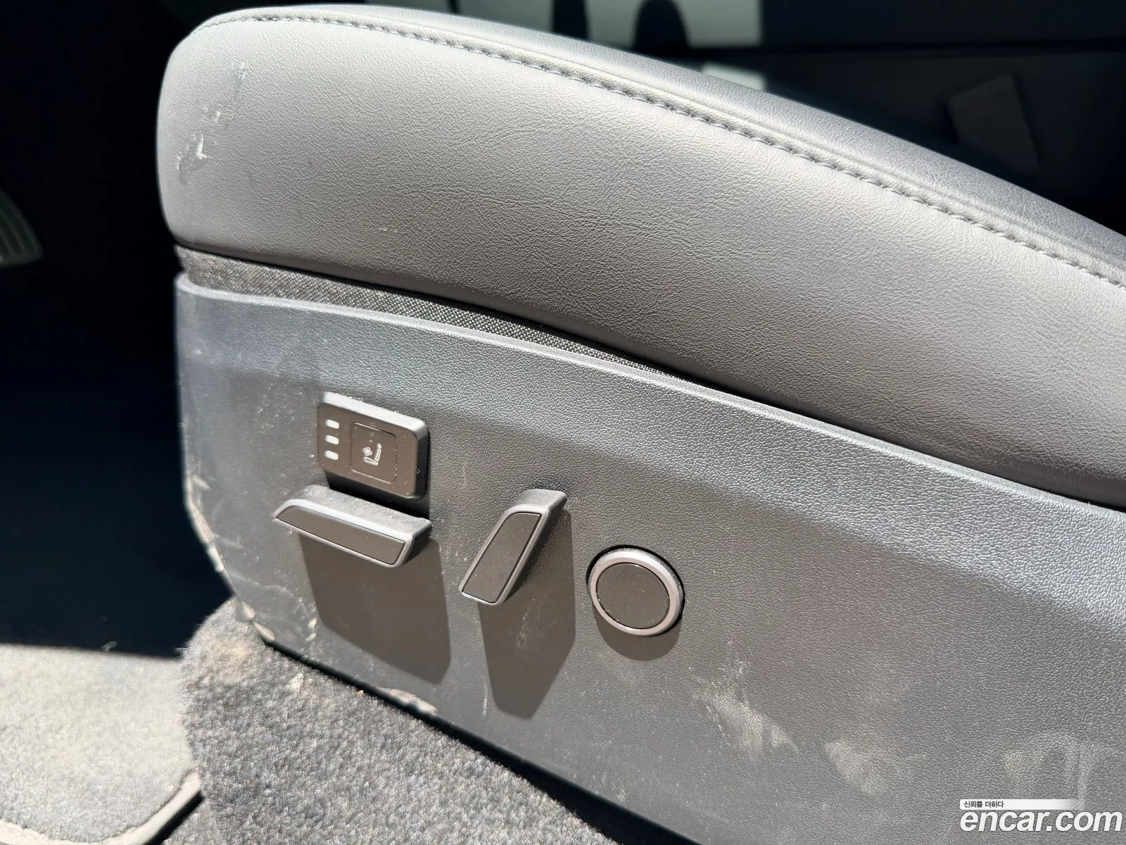 Tesla Model Y 2024 — 6