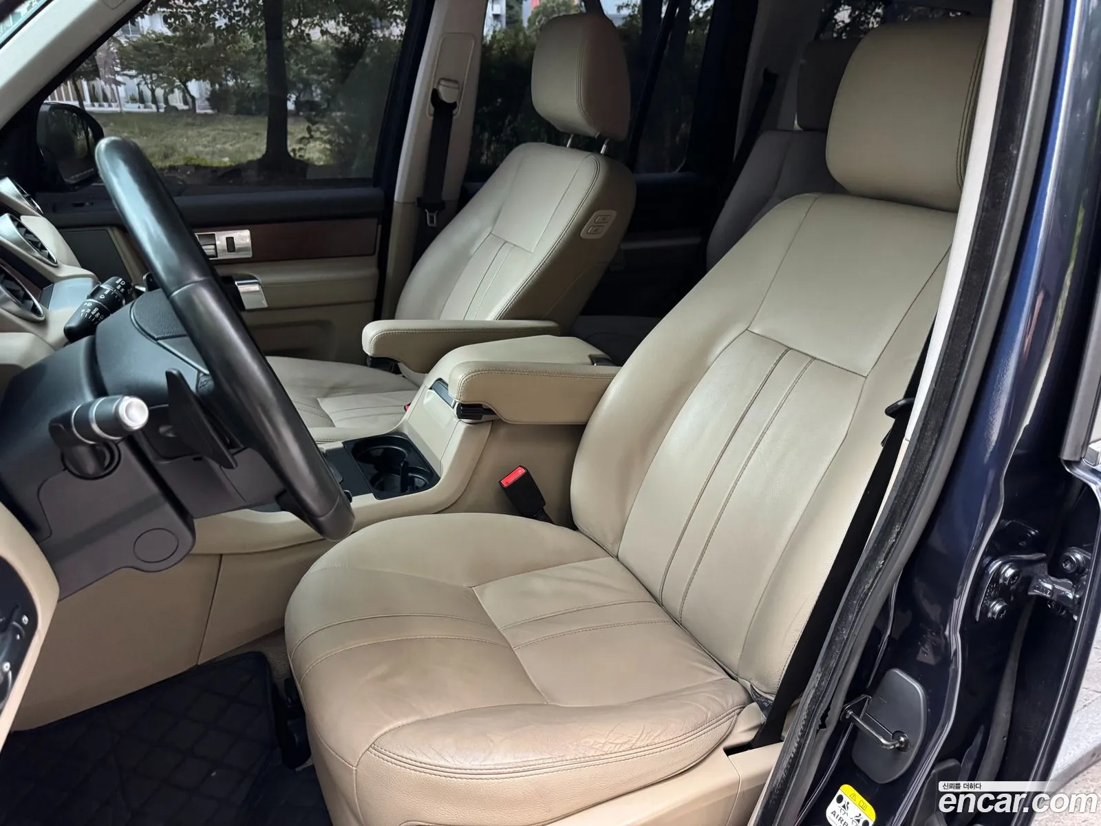 Land Rover Discovery 4 2016 — 4