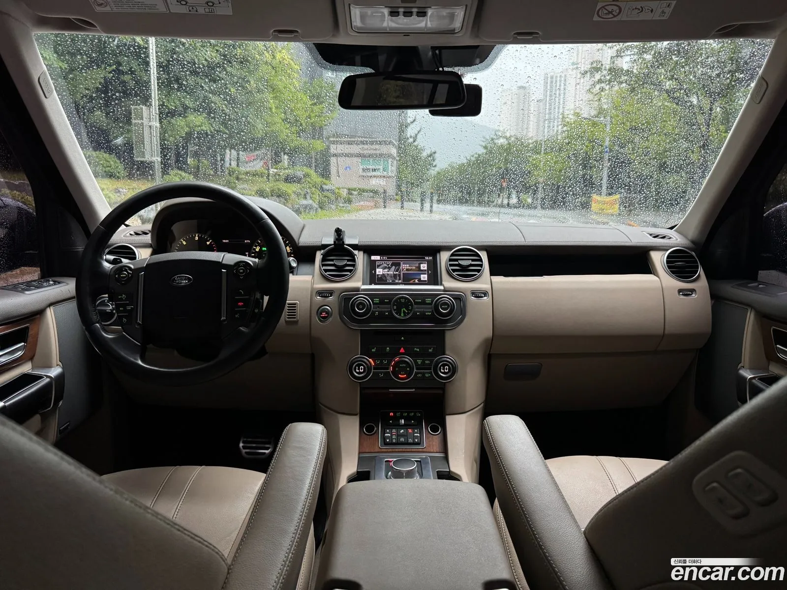 Land Rover Discovery 4 2016 — 18