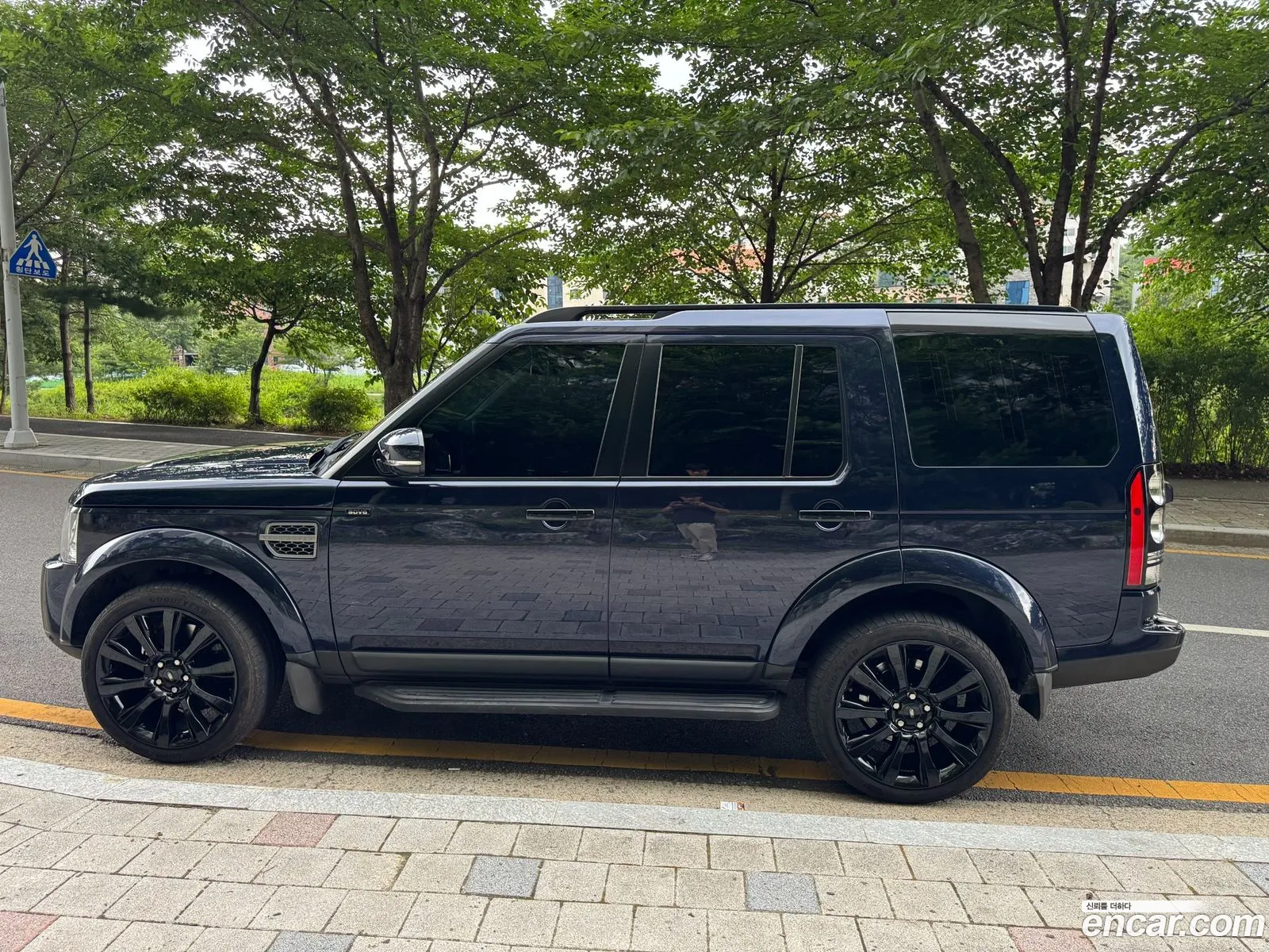 Land Rover Discovery 4 2016 — 17