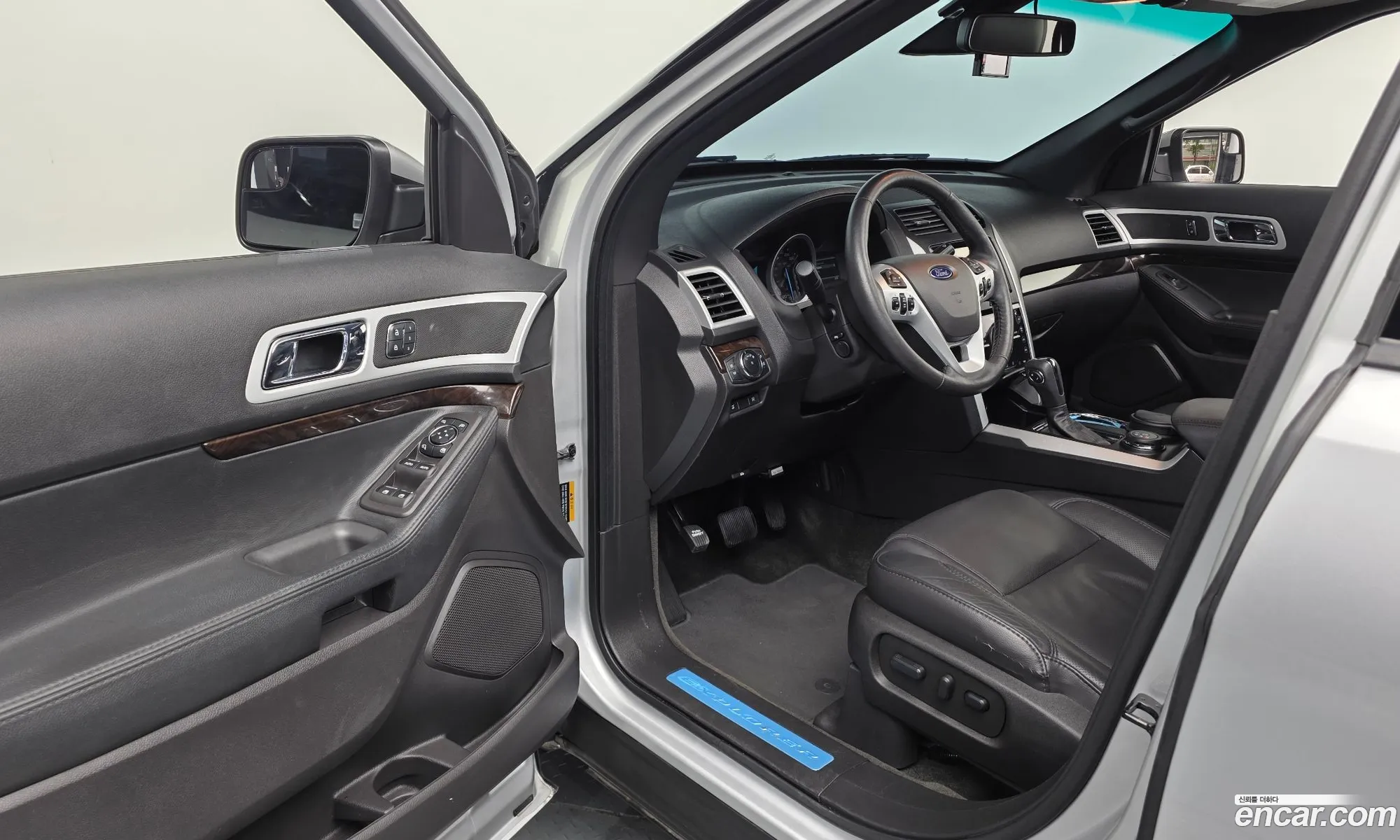 Ford Explorer 2015 1FM5K8F82FGB86308 — 19