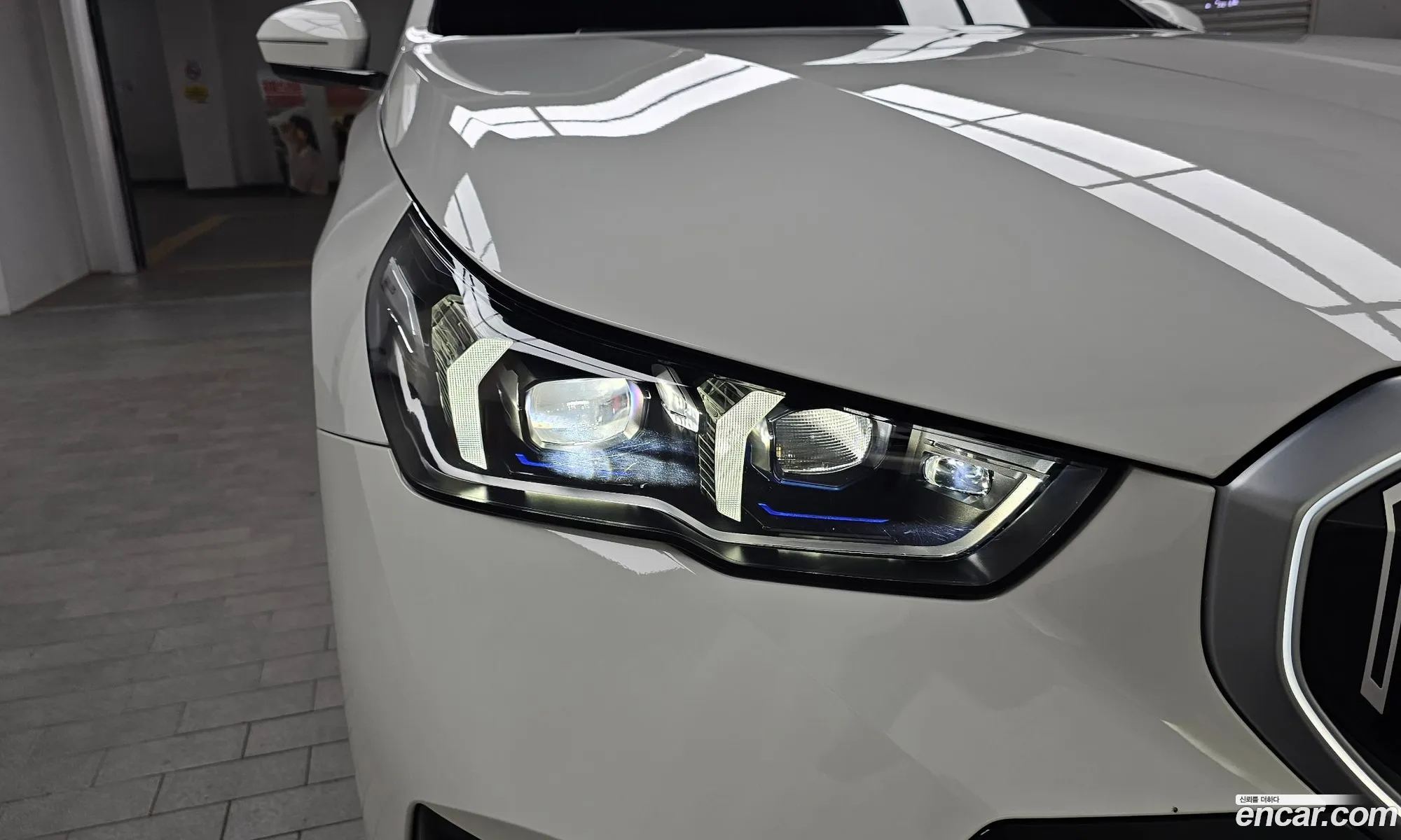 BMW 5 Series 2023 — 17
